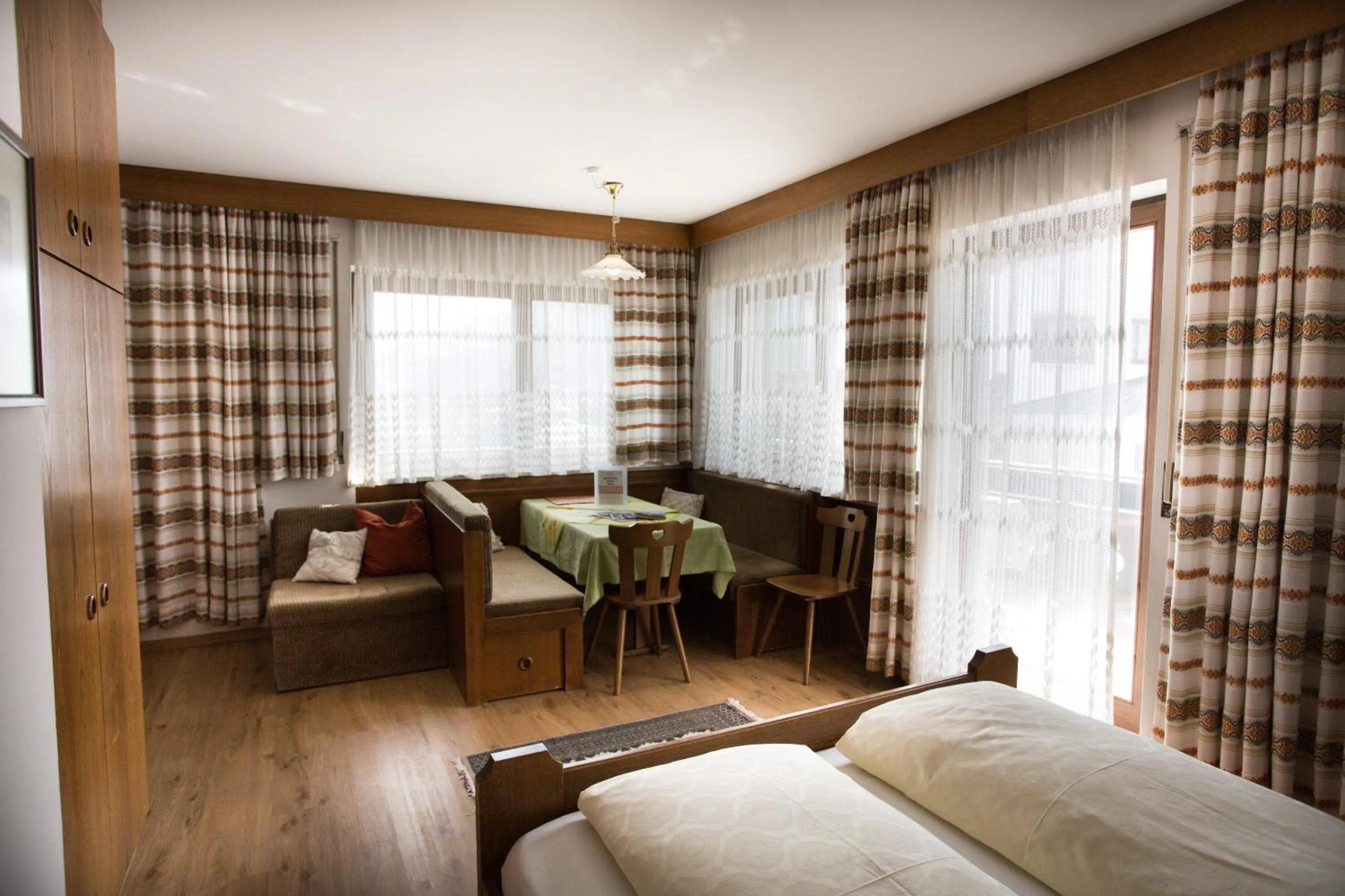 Bedroom, Bed in Residence Rienz