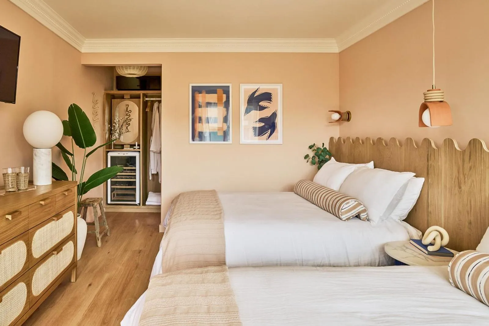 Bedroom, Bed in The Beacon