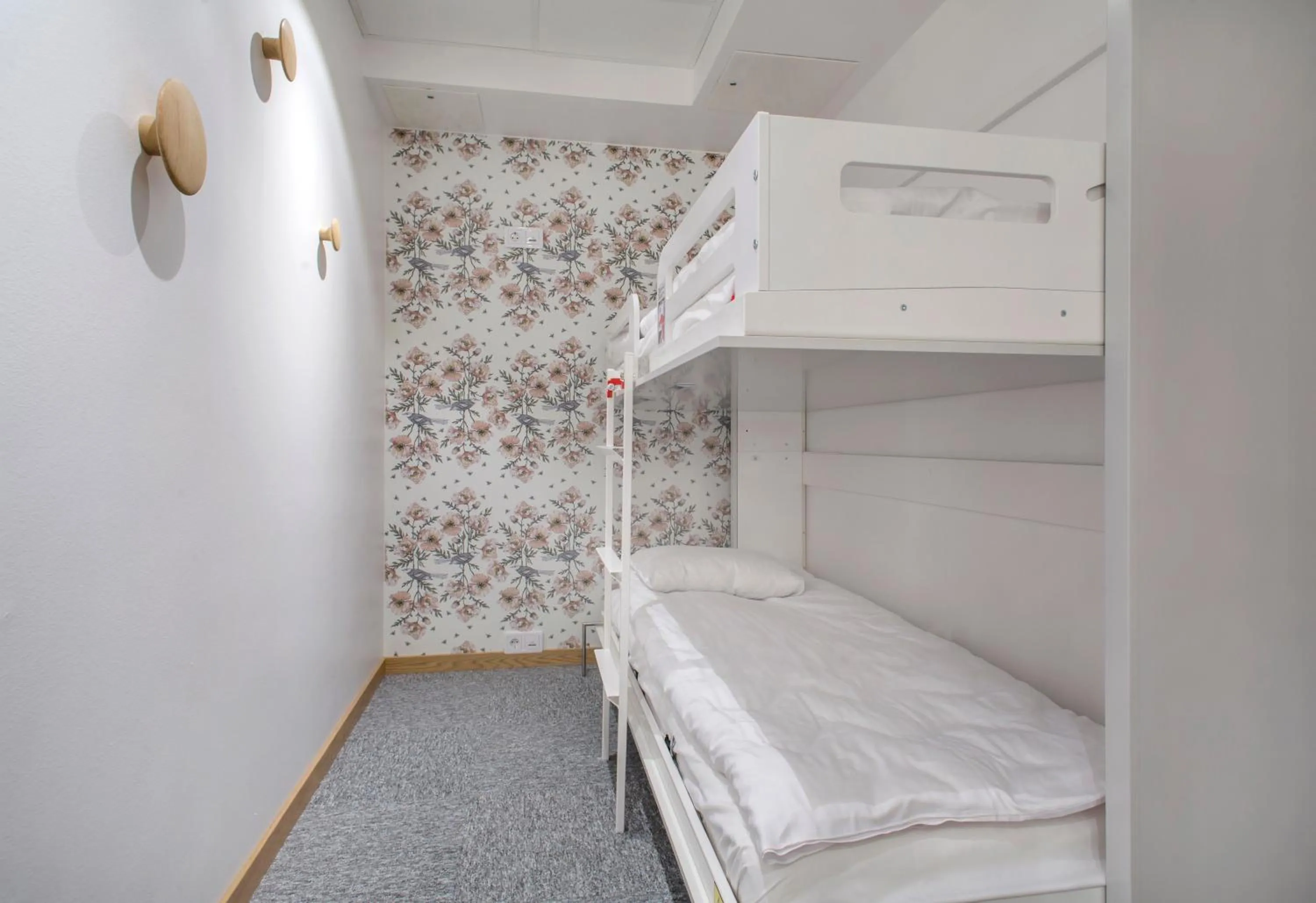 Bedroom, Bed in First Hotel Dragonen