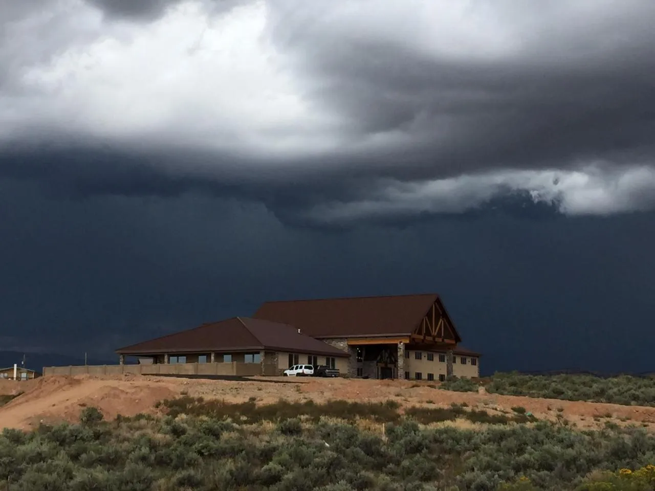 Swimming pool in Canyon Country Lodge