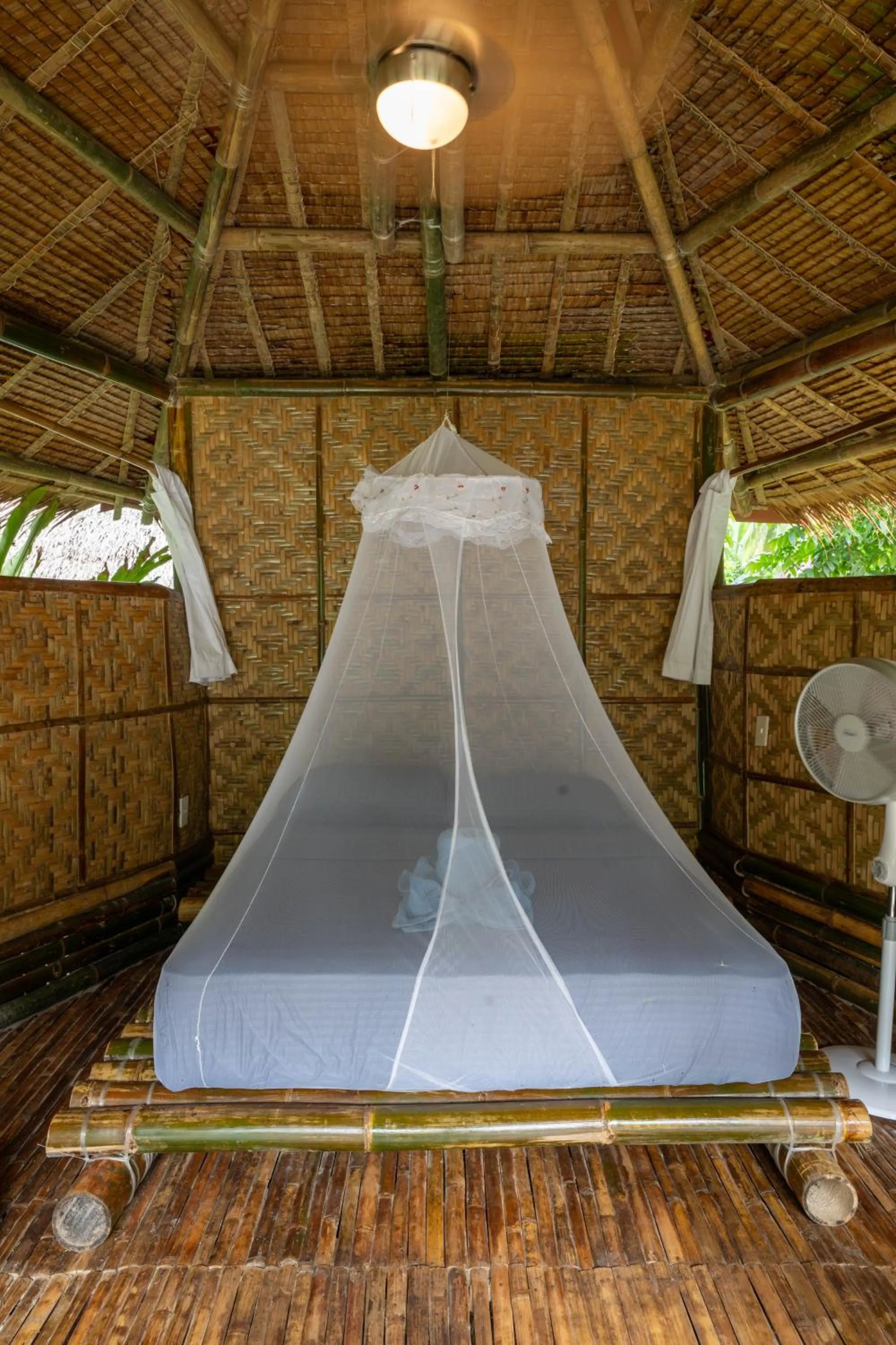 Water to Forest Ecolodge