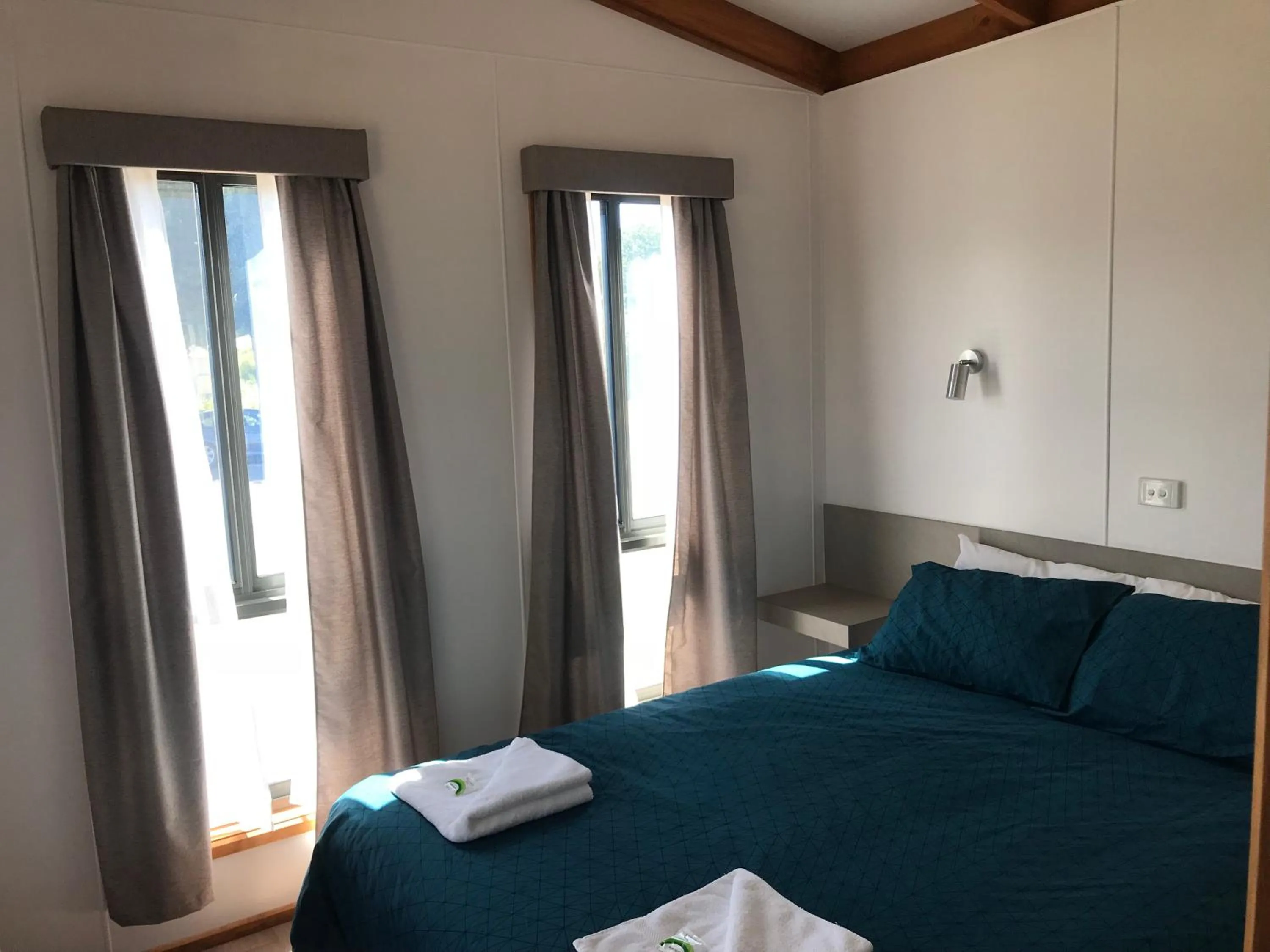 Bed in Great Western Motel