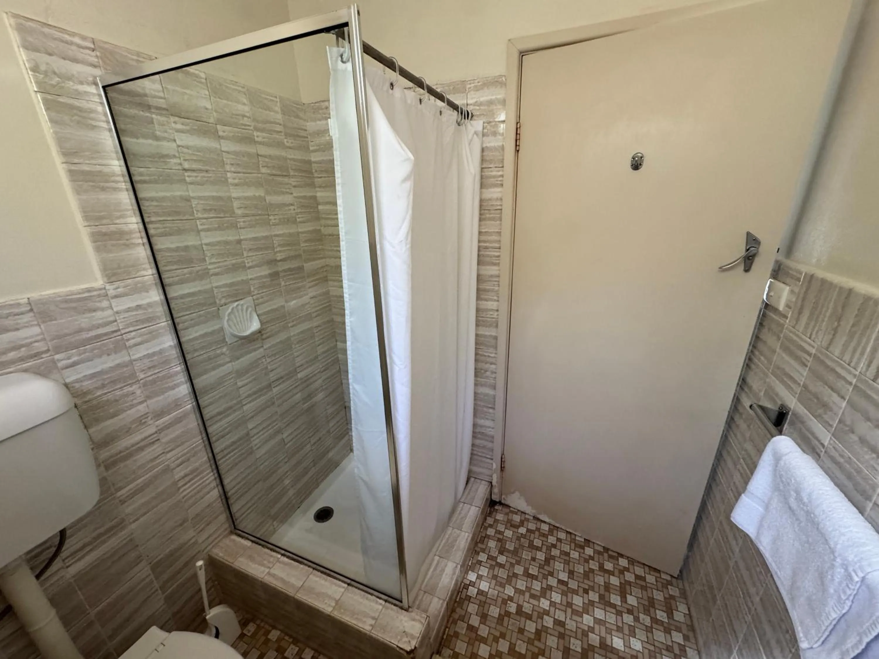 Property building in Great Western Motel