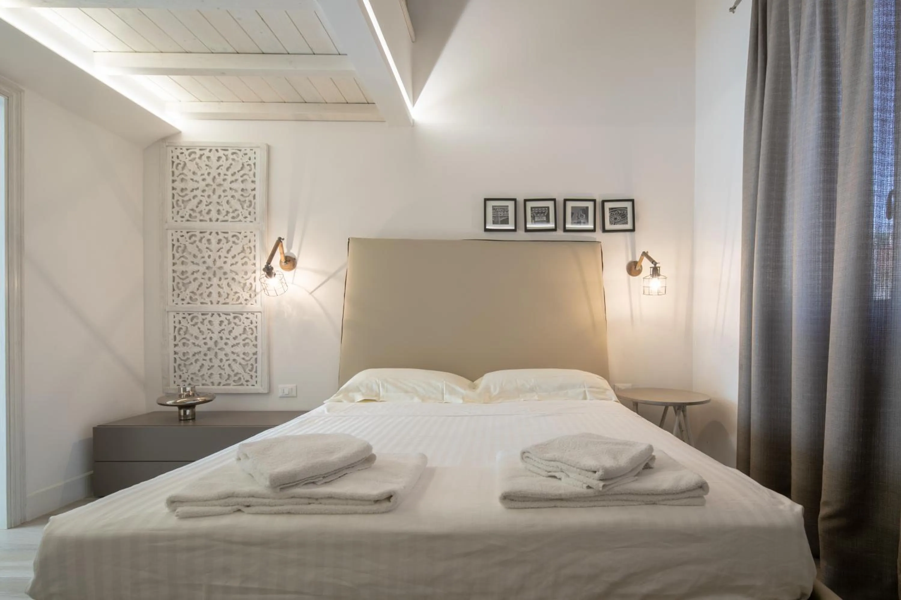 Bed in Giglio Apartments by Mmega