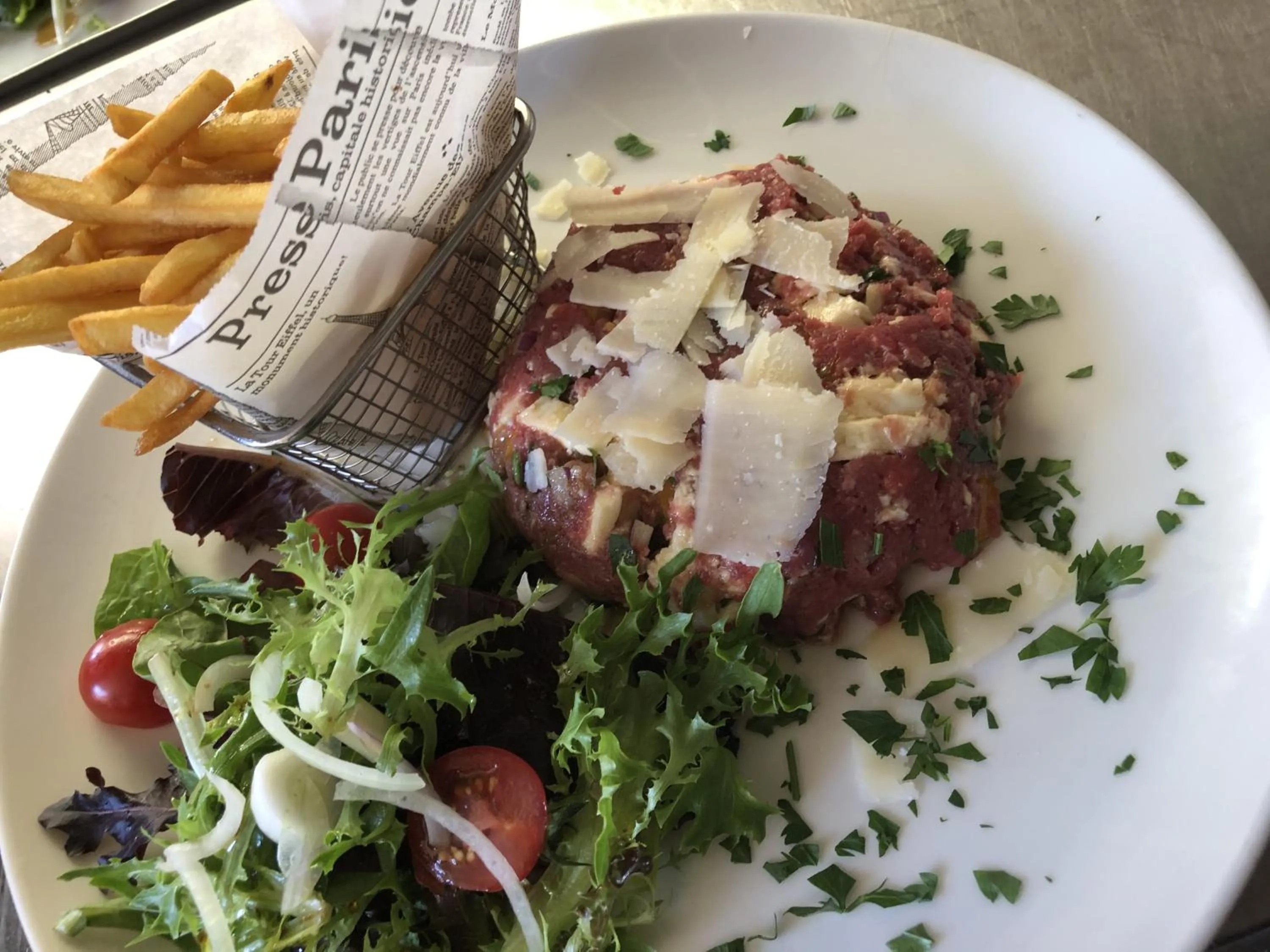 Food in Logis Hôtels La Bastide des Golfs