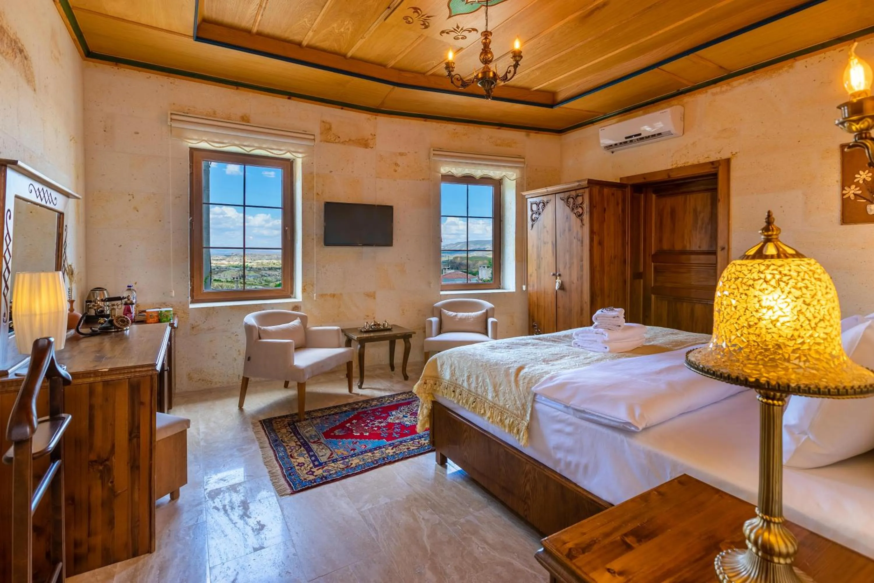 Photo of the whole room, Bed in Esens Stone House