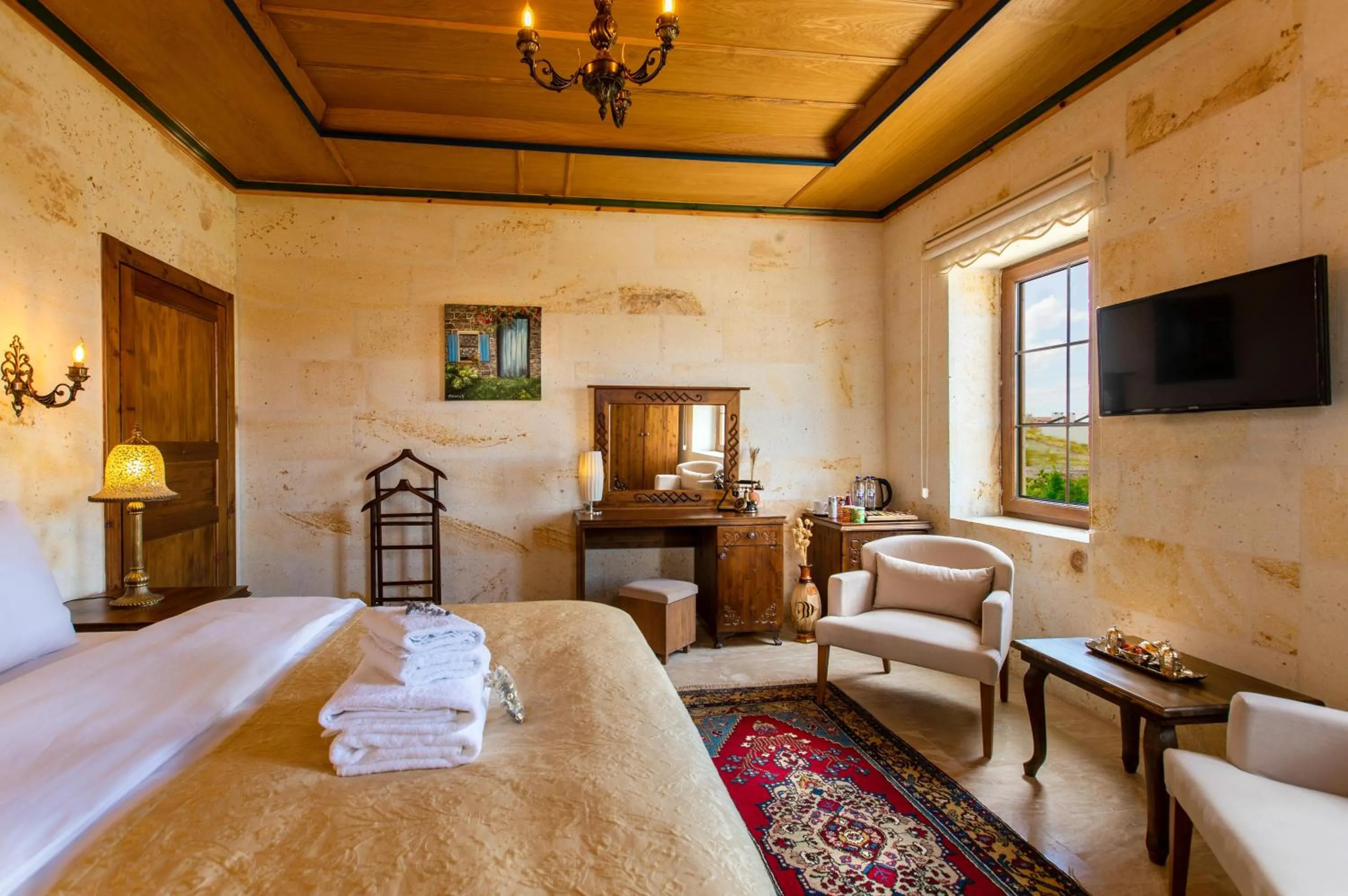 Photo of the whole room, Bed in Esens Stone House