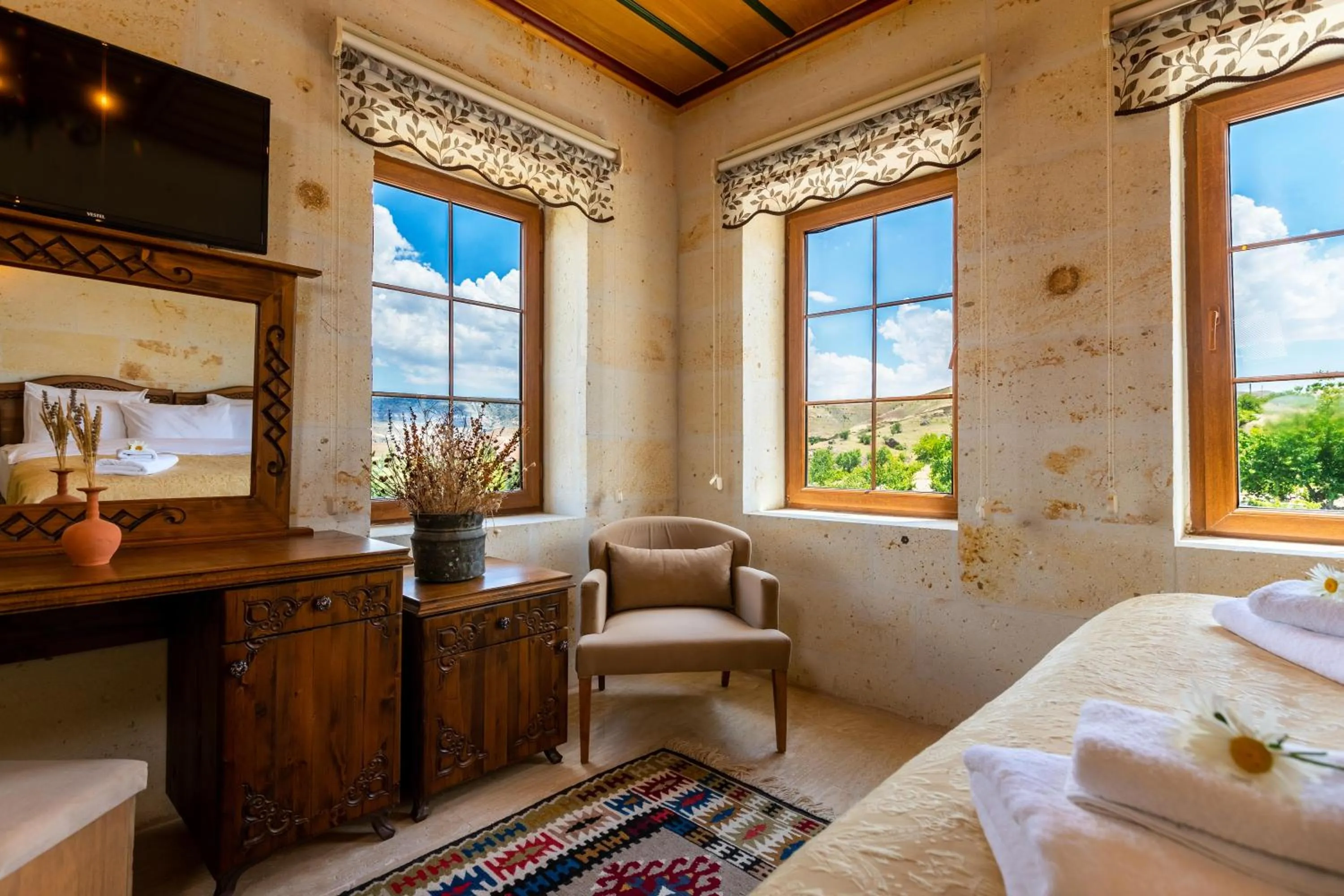 Seating area, Bed in Esens Stone House