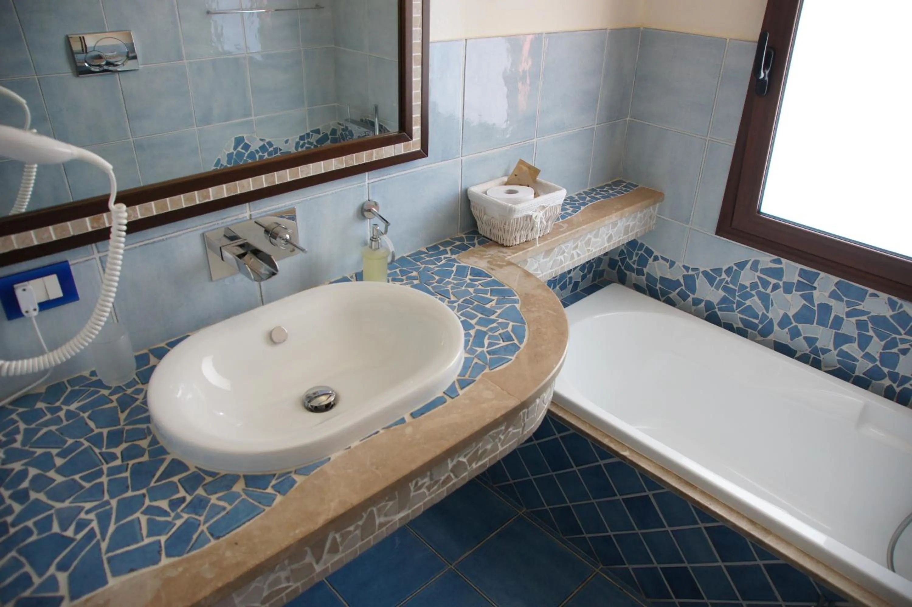 Bathroom in Il Piccolo Giardino rooms & breakfast