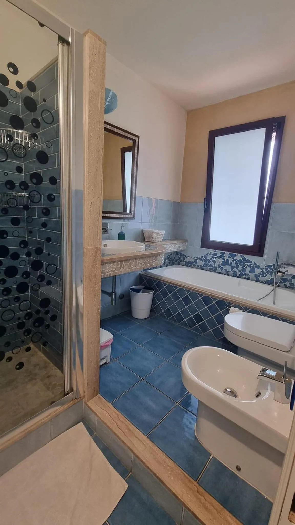 Bathroom in Il Piccolo Giardino rooms & breakfast