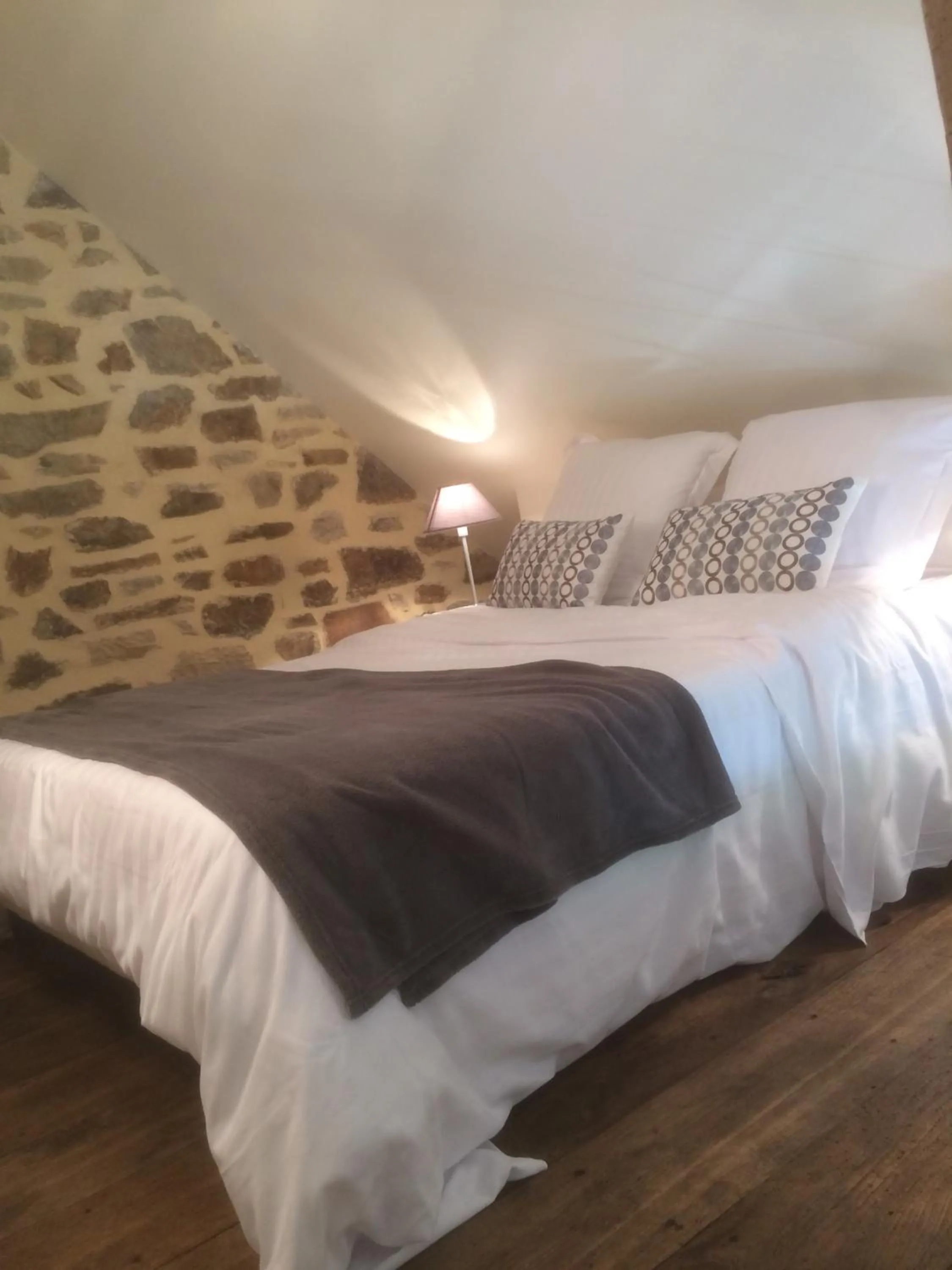 Bedroom, Bed in La Chambre Montbrault