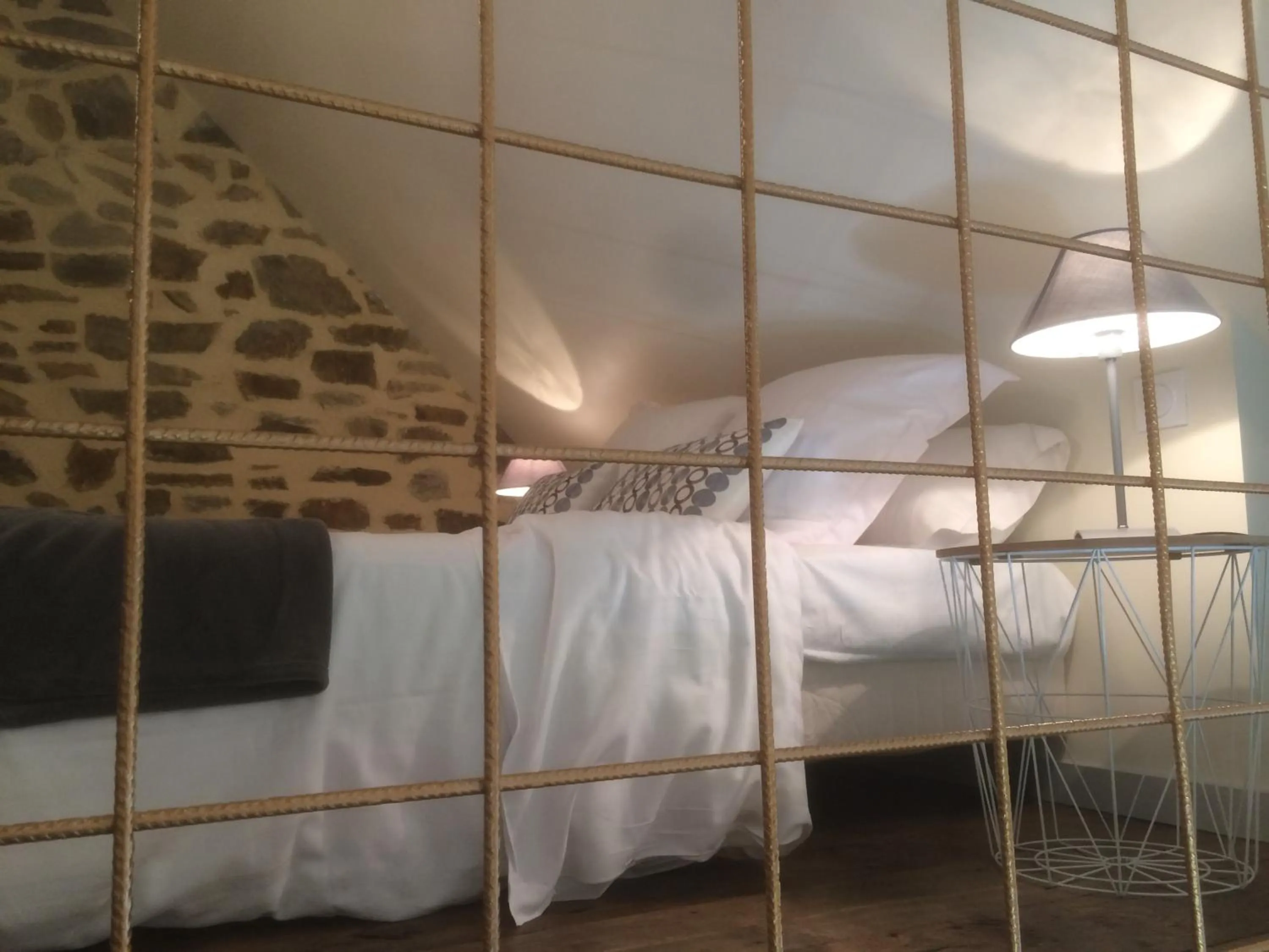 Bedroom, Bed in La Chambre Montbrault