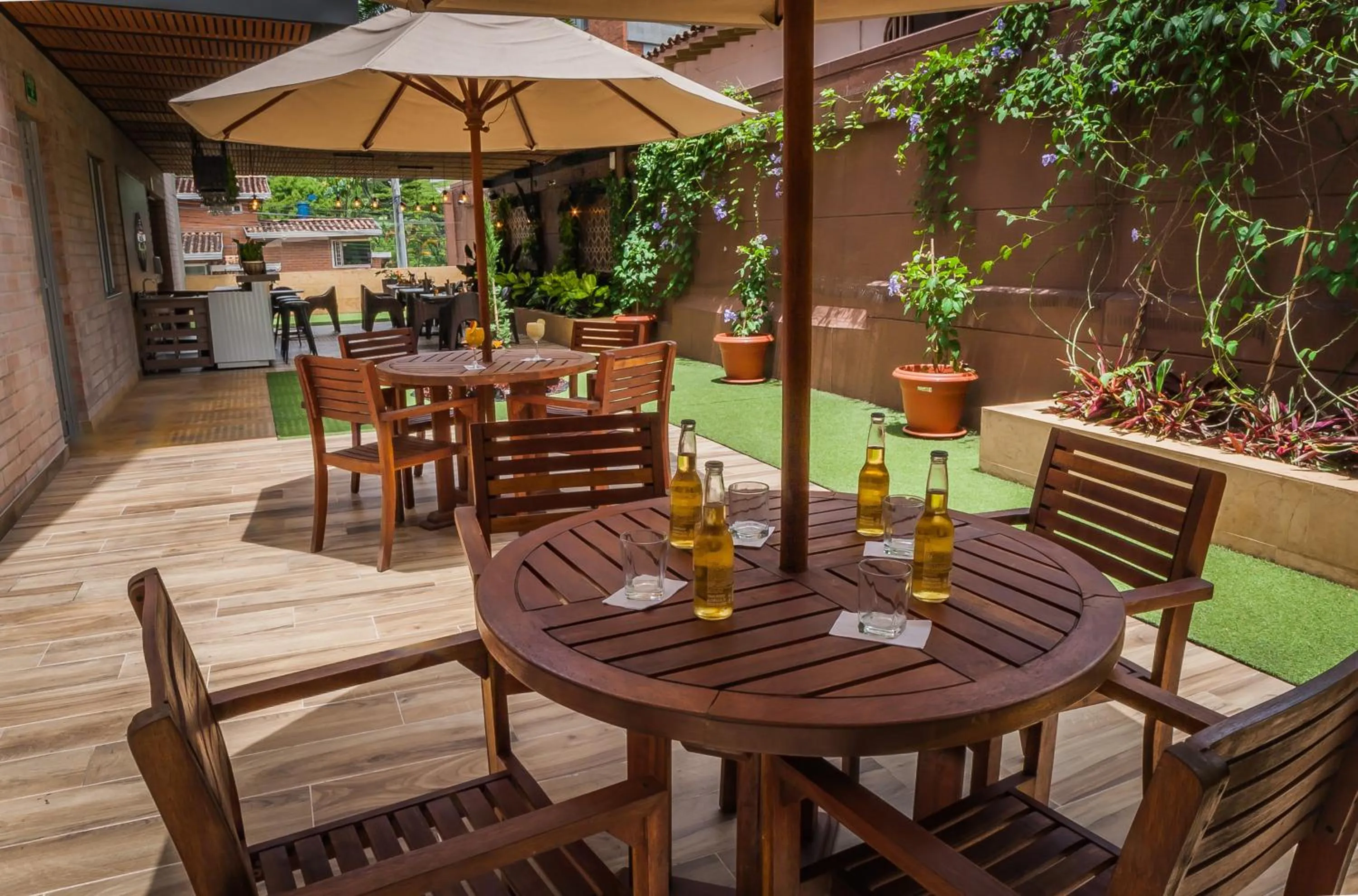 Restaurant/places to eat in Hotel Lomas 10 Medellin