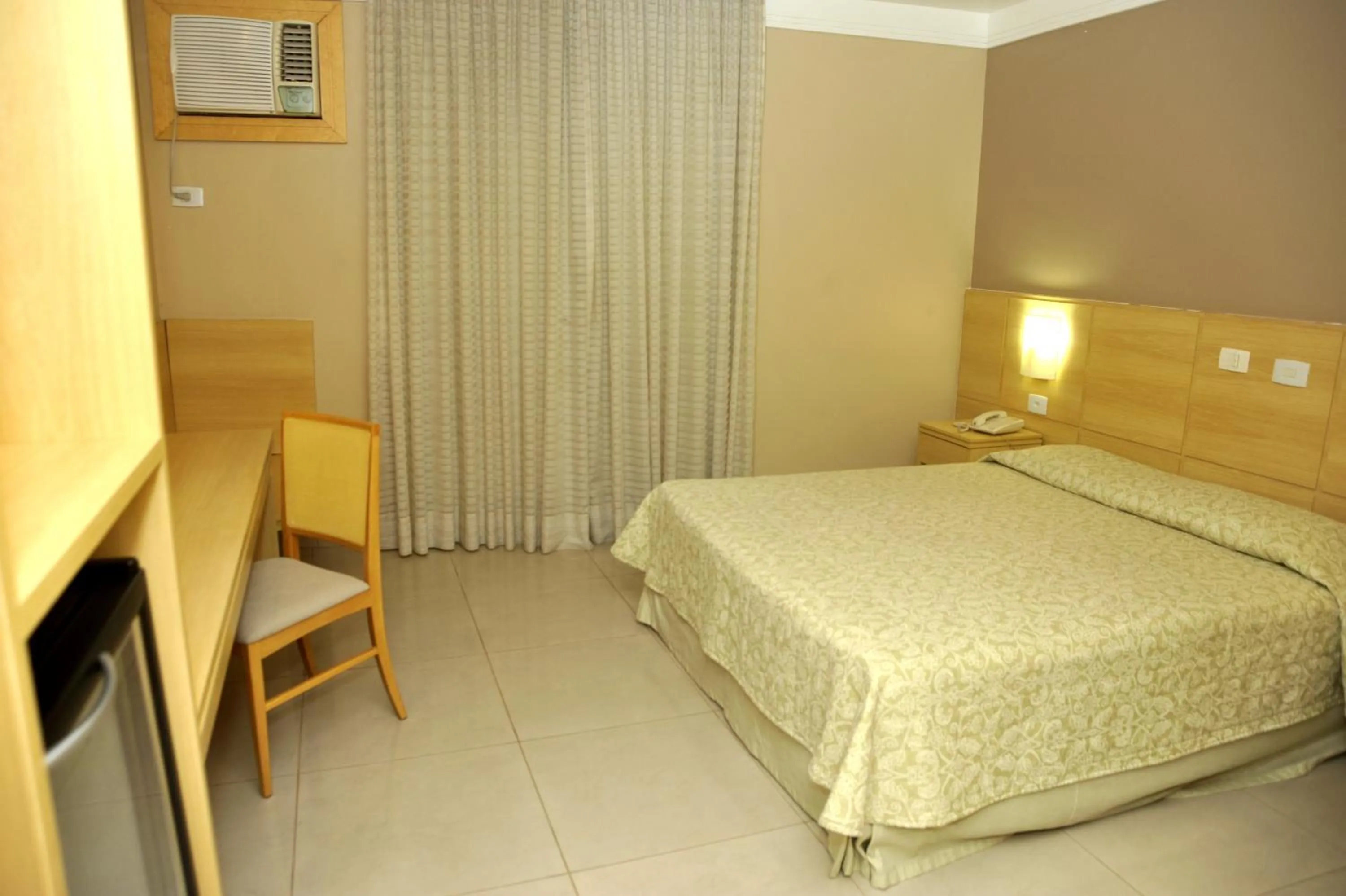 Bed in Hotel Atlântico Copacabana