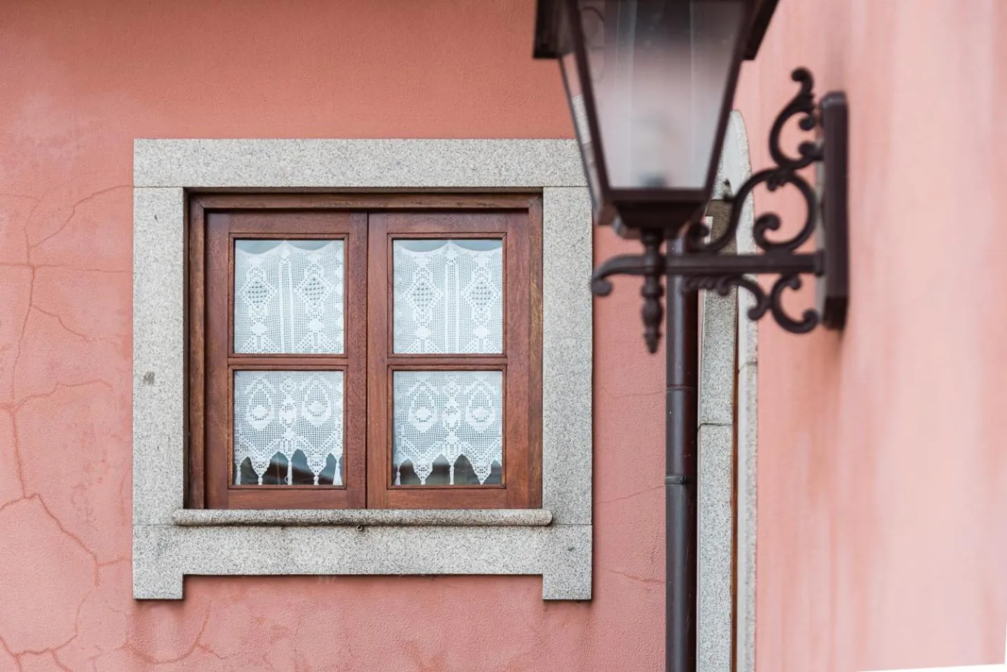 Facade/entrance in Praça Guest House
