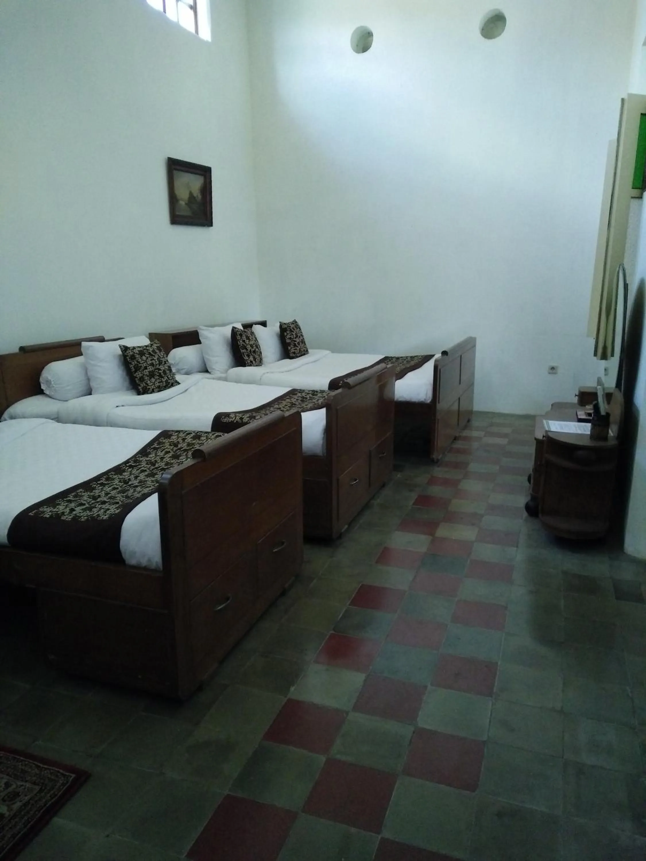 Bedroom, Bed in nDalem Natan Royal Heritage