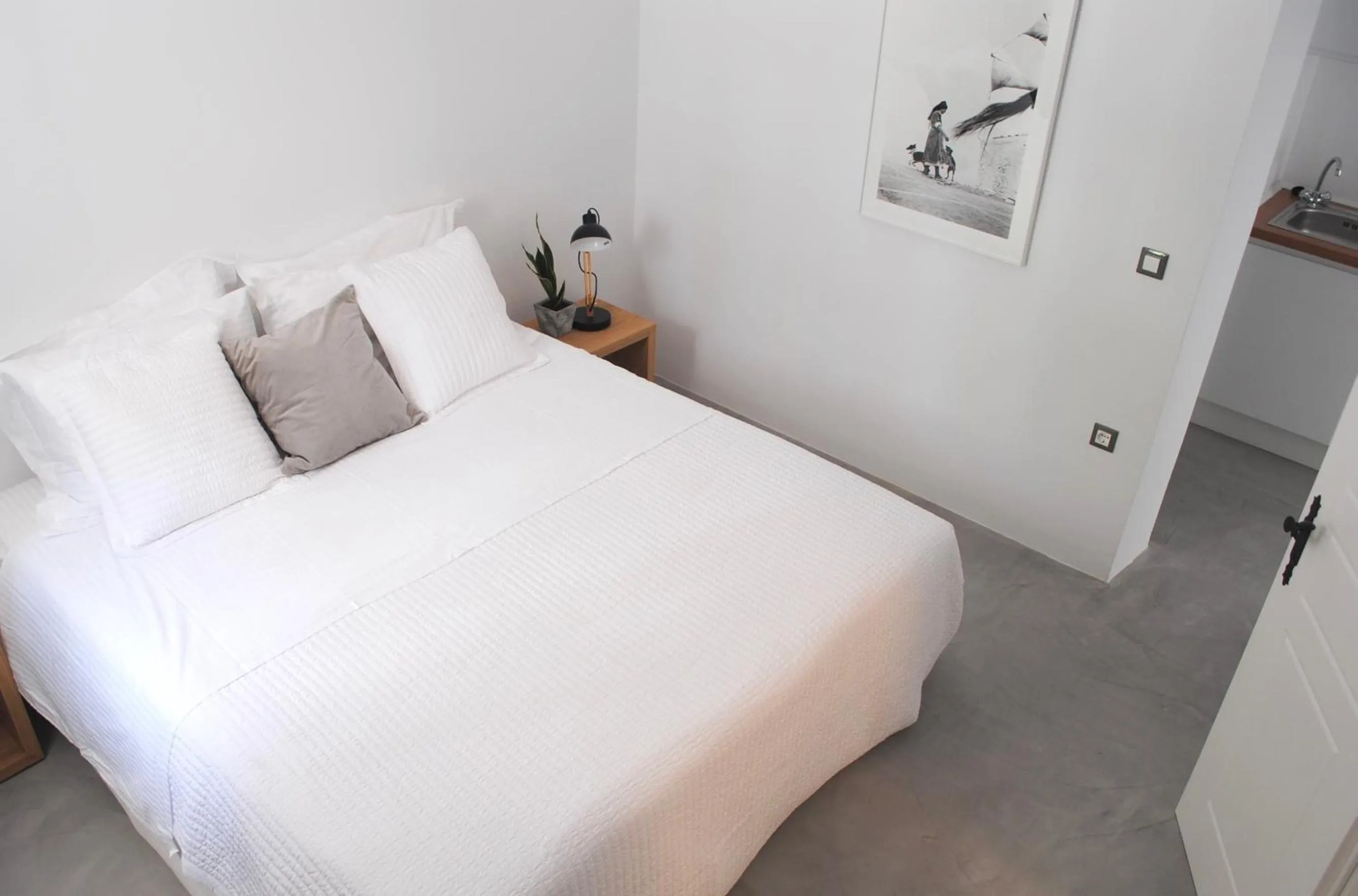 Bedroom, Bed in Athens Residence Apartments