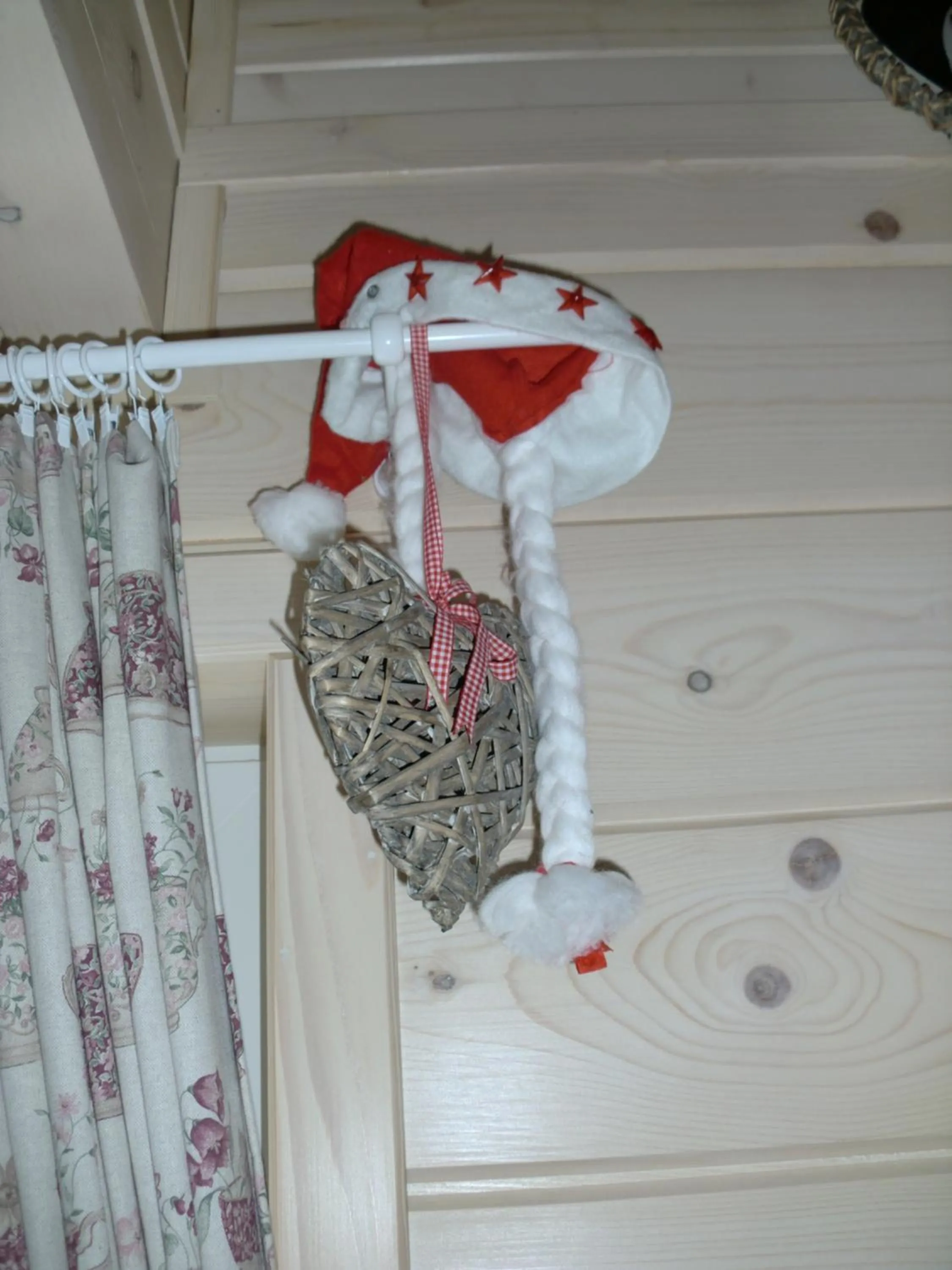 Decorative detail in Lawendowa Dolina