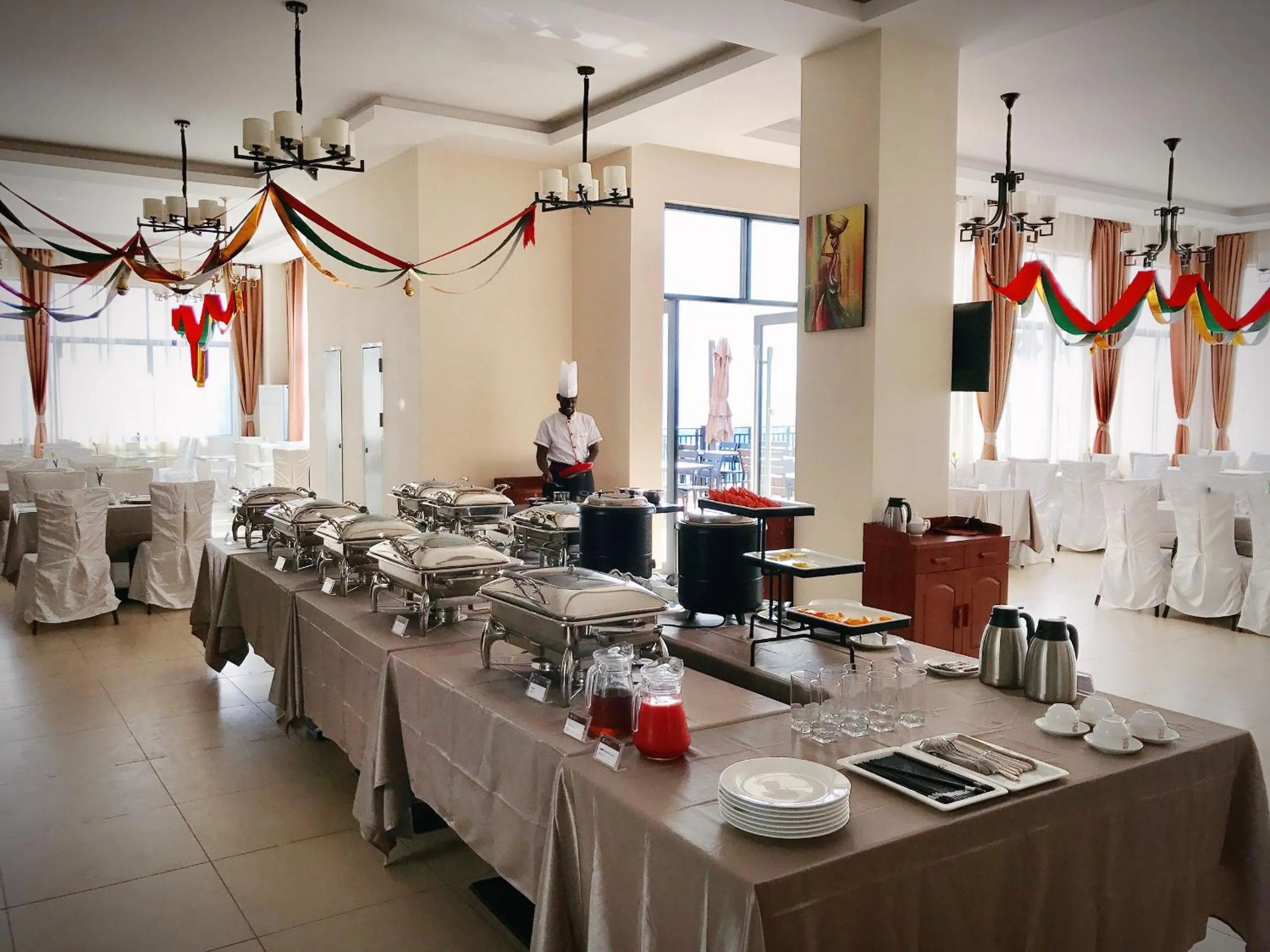 Continental breakfast in Dmall Hotel