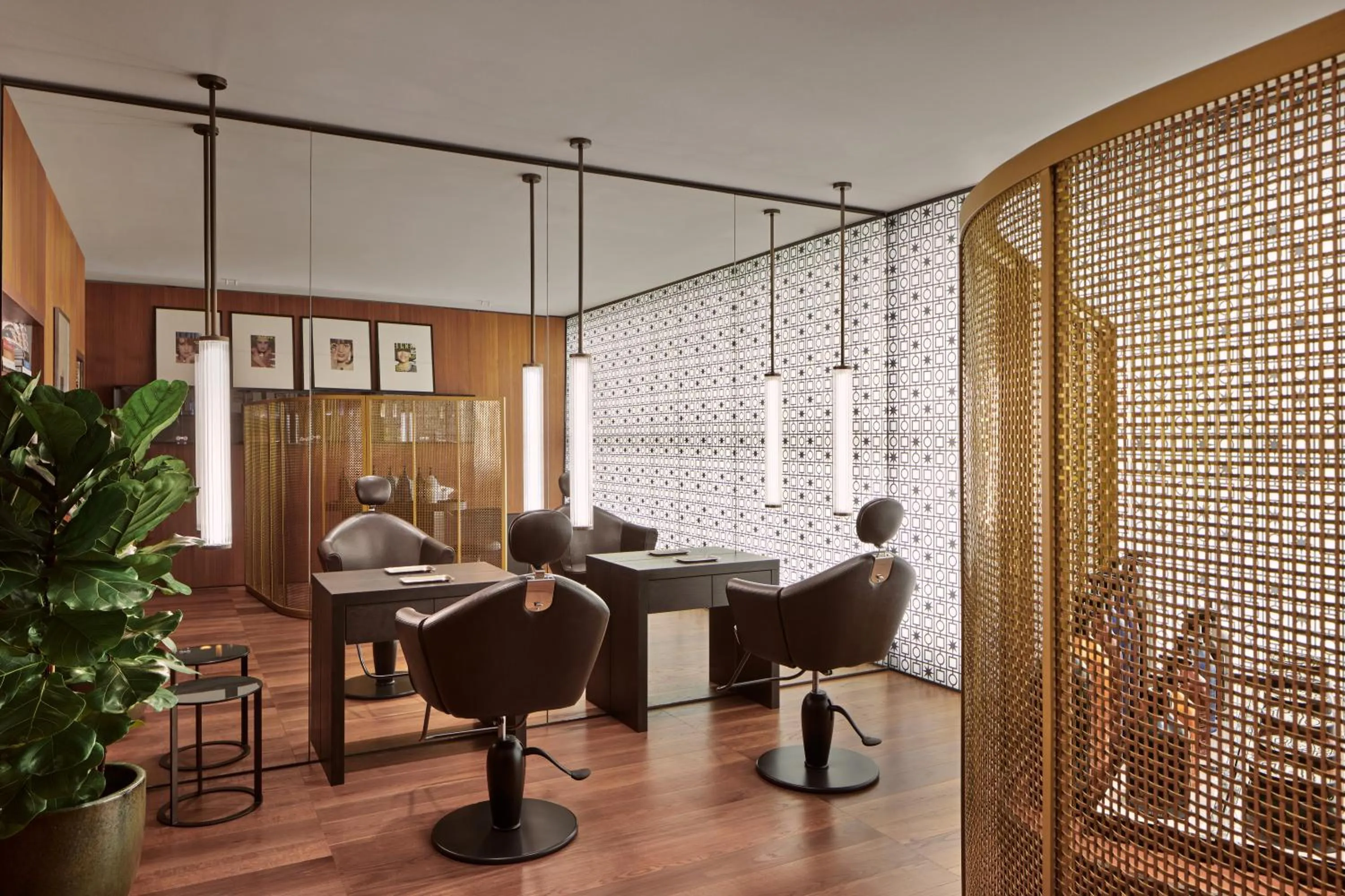 hair dresser in Bvlgari Hotel Milano