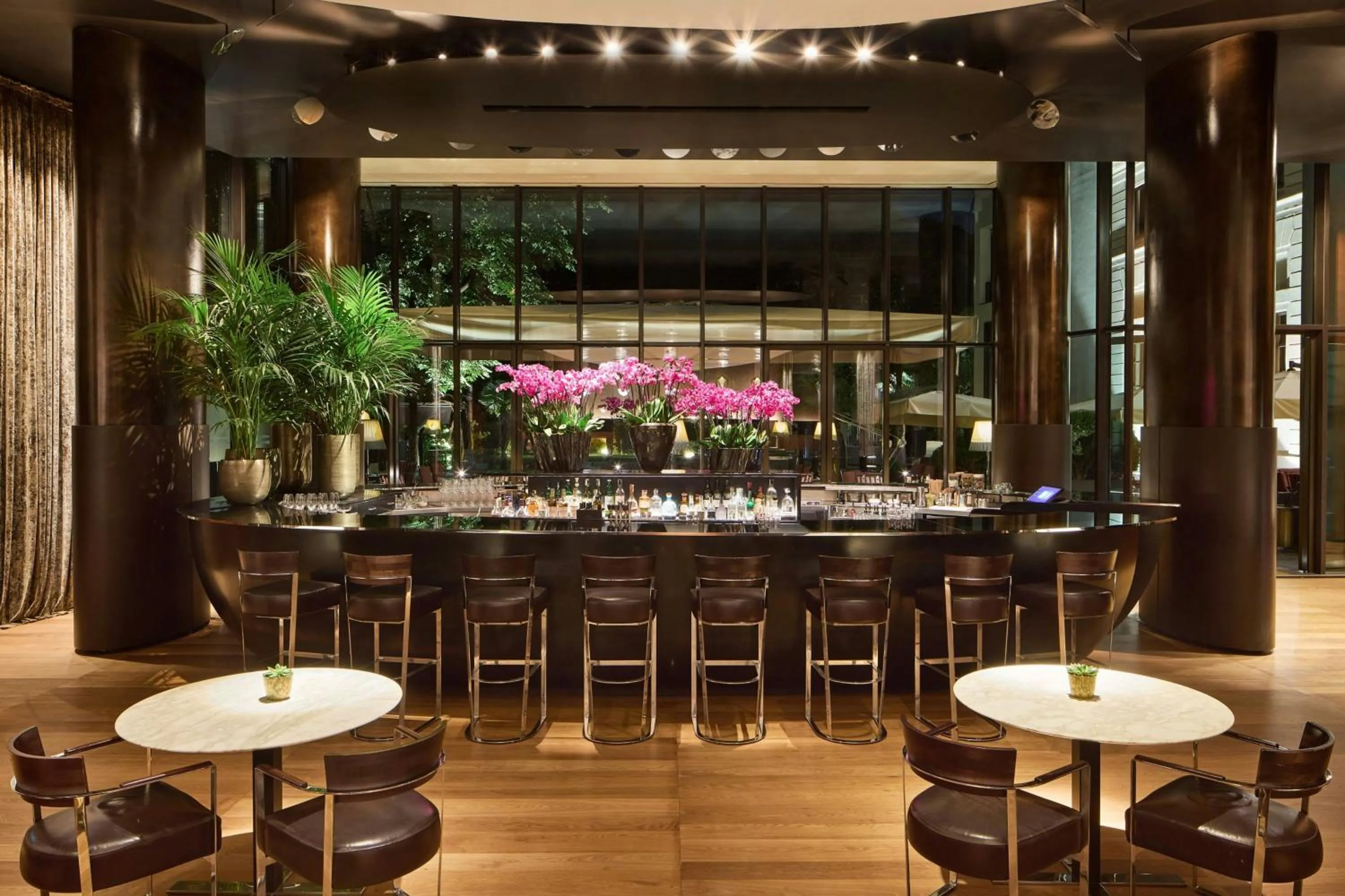 Lounge or bar in Bvlgari Hotel Milano