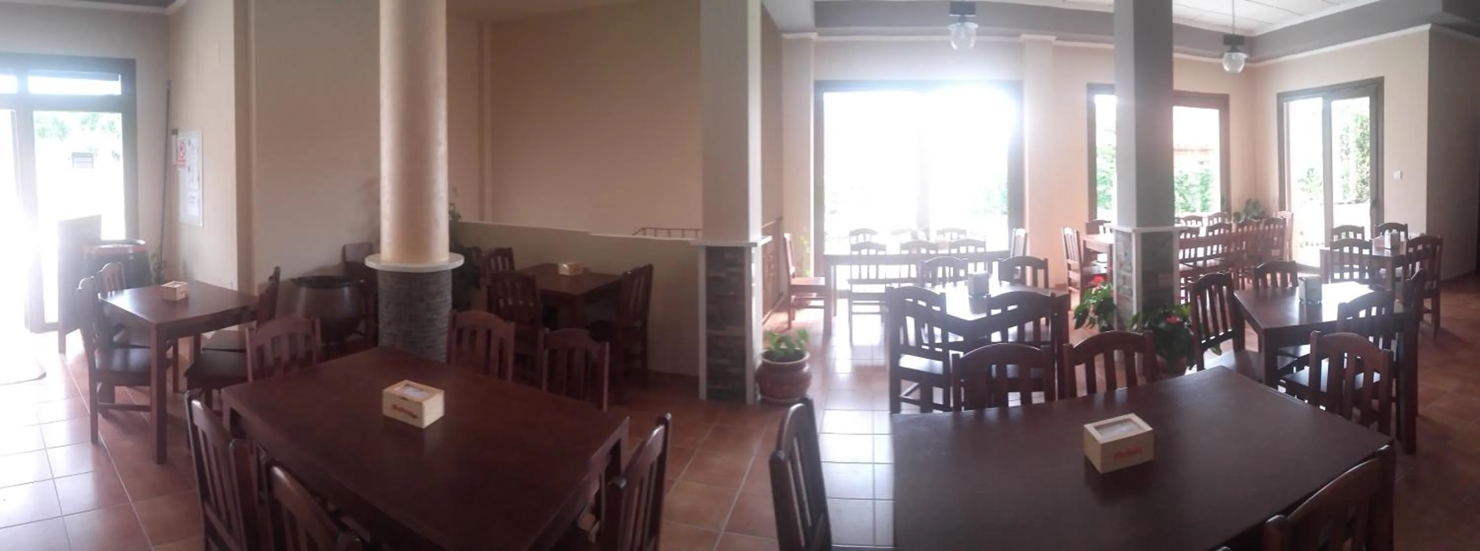Restaurant/places to eat in Chan da Vella