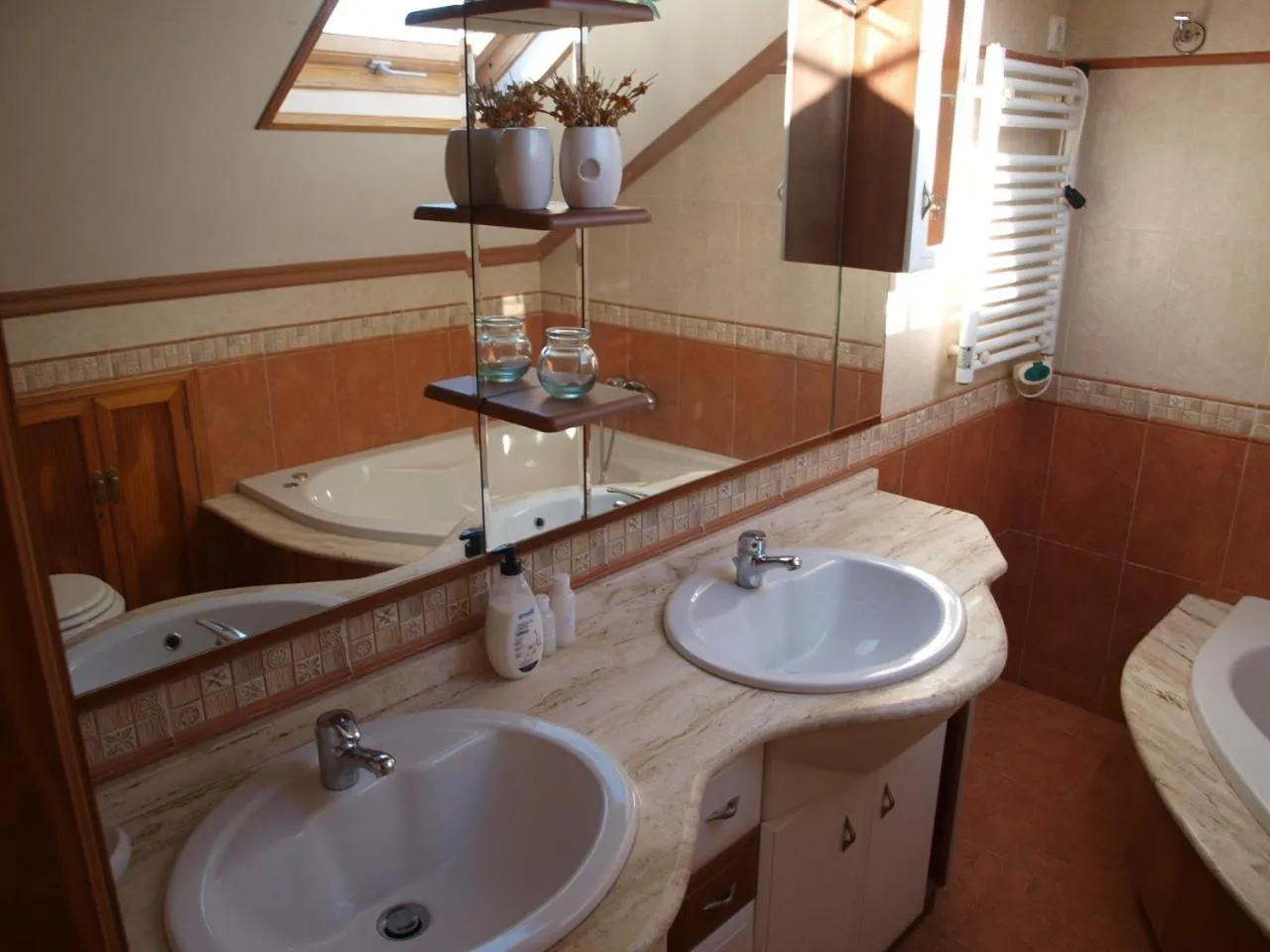 Bathroom in Chan da Vella