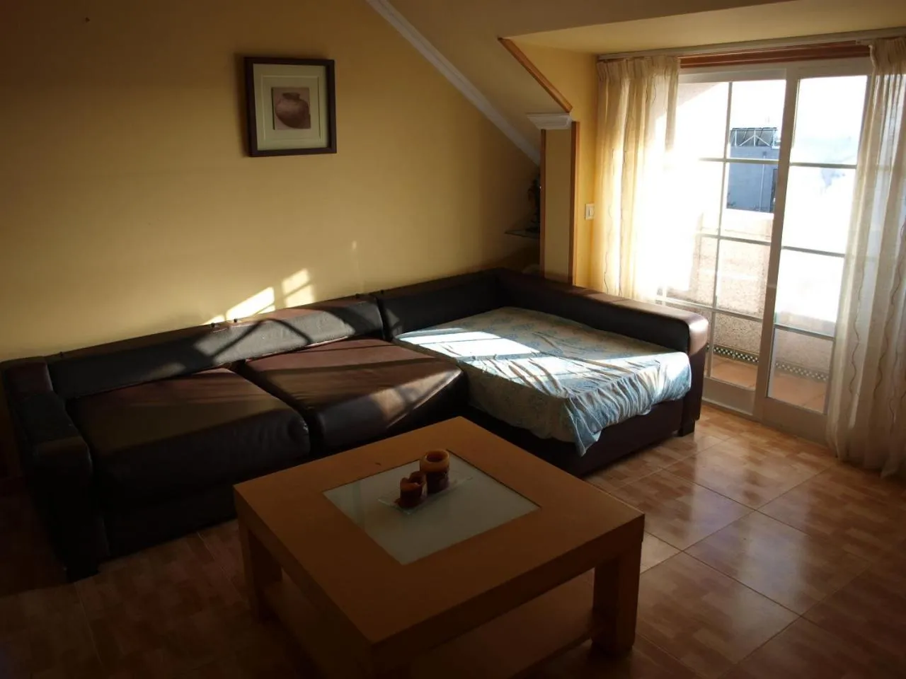 Dining area, Bed in Chan da Vella