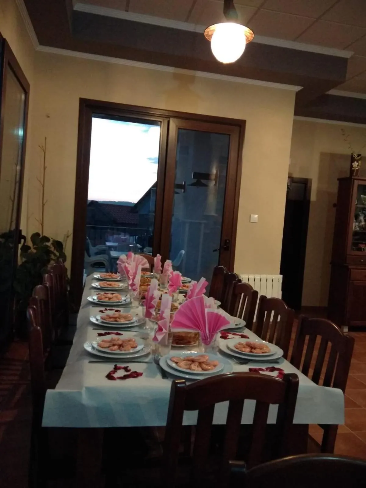 Restaurant/places to eat in Chan da Vella