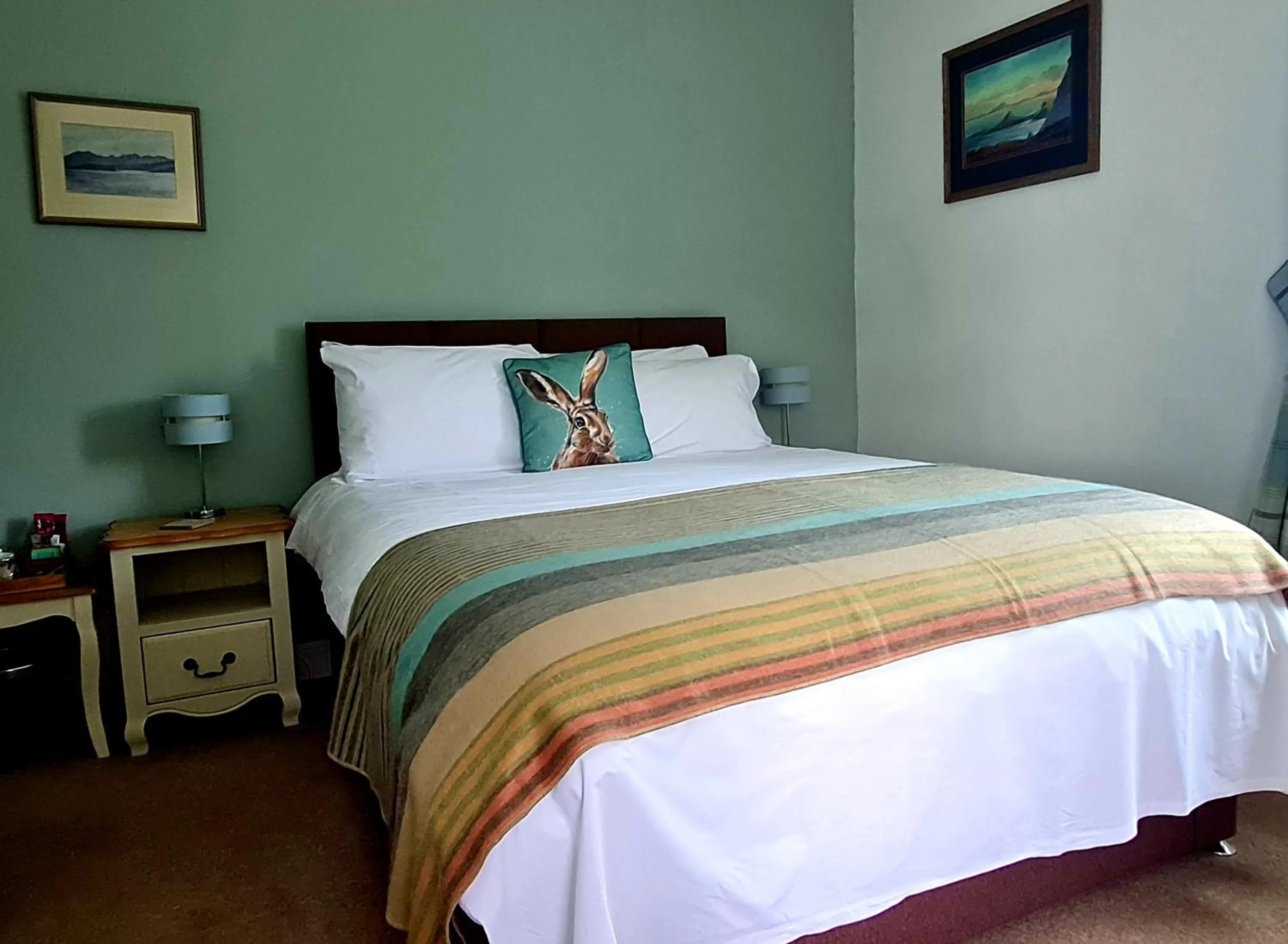 Bedroom, Bed in Atholl House Skye