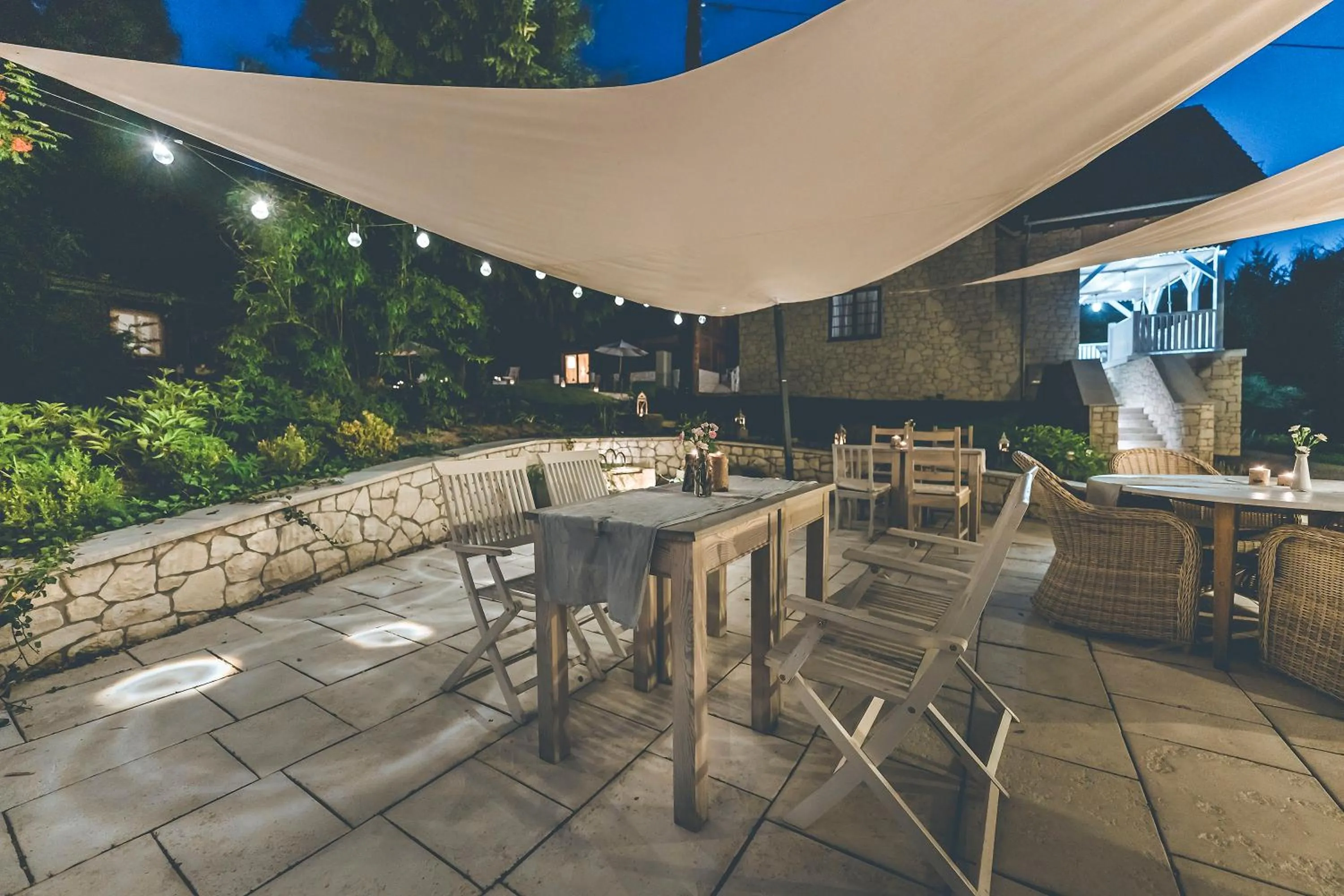 Patio in Łubinowe Wzgórze Dom II