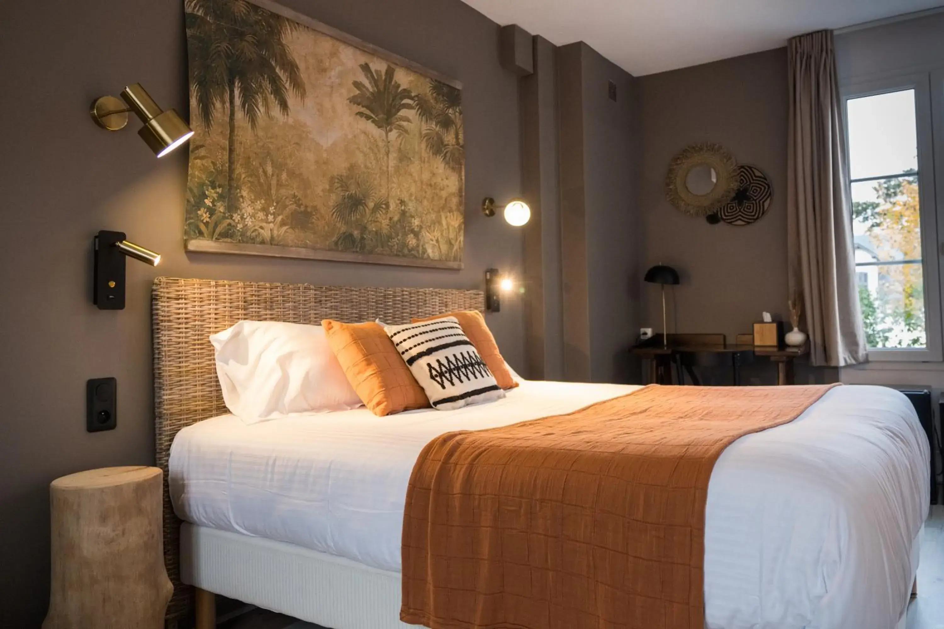 Comfort Triple Room with Shower in Hôtel Le Patio - Deauville Comfort Triple Room with Shower in Hôtel Le Patio - Deauville