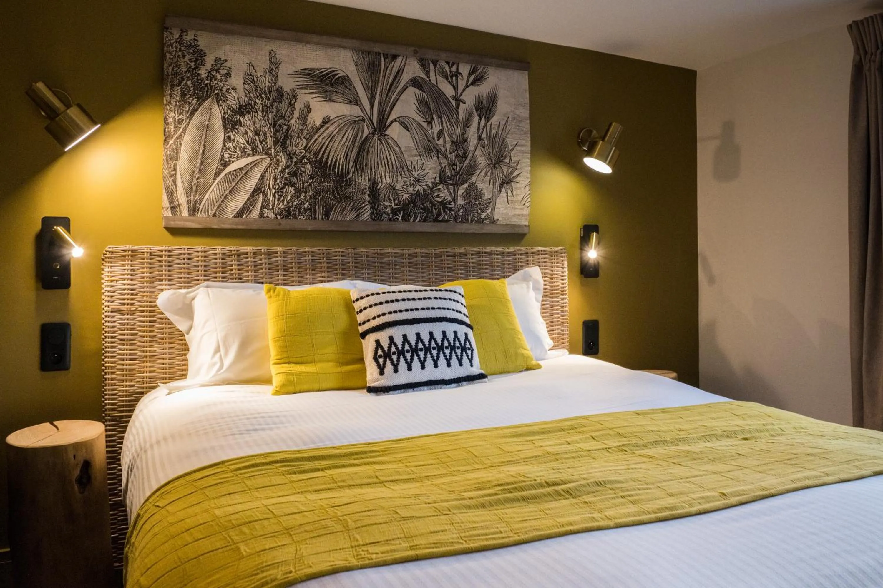 Bed in Hôtel Le Patio - Deauville