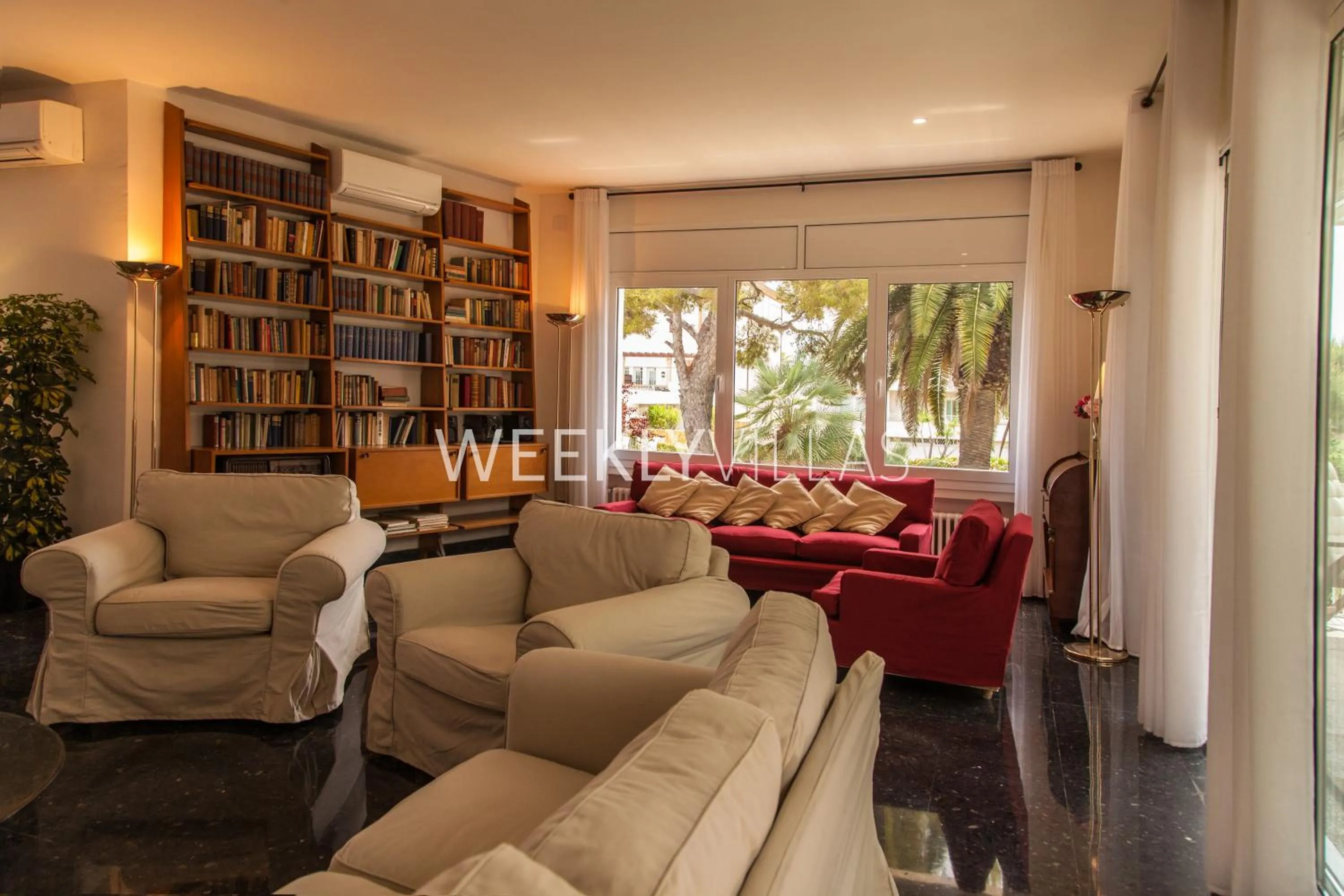 Living room in Villa Sitges Tupinetti Beach at 1 min walk Amaizing Garden and View Center Sitges 5 minutes walk NO NEED CAR