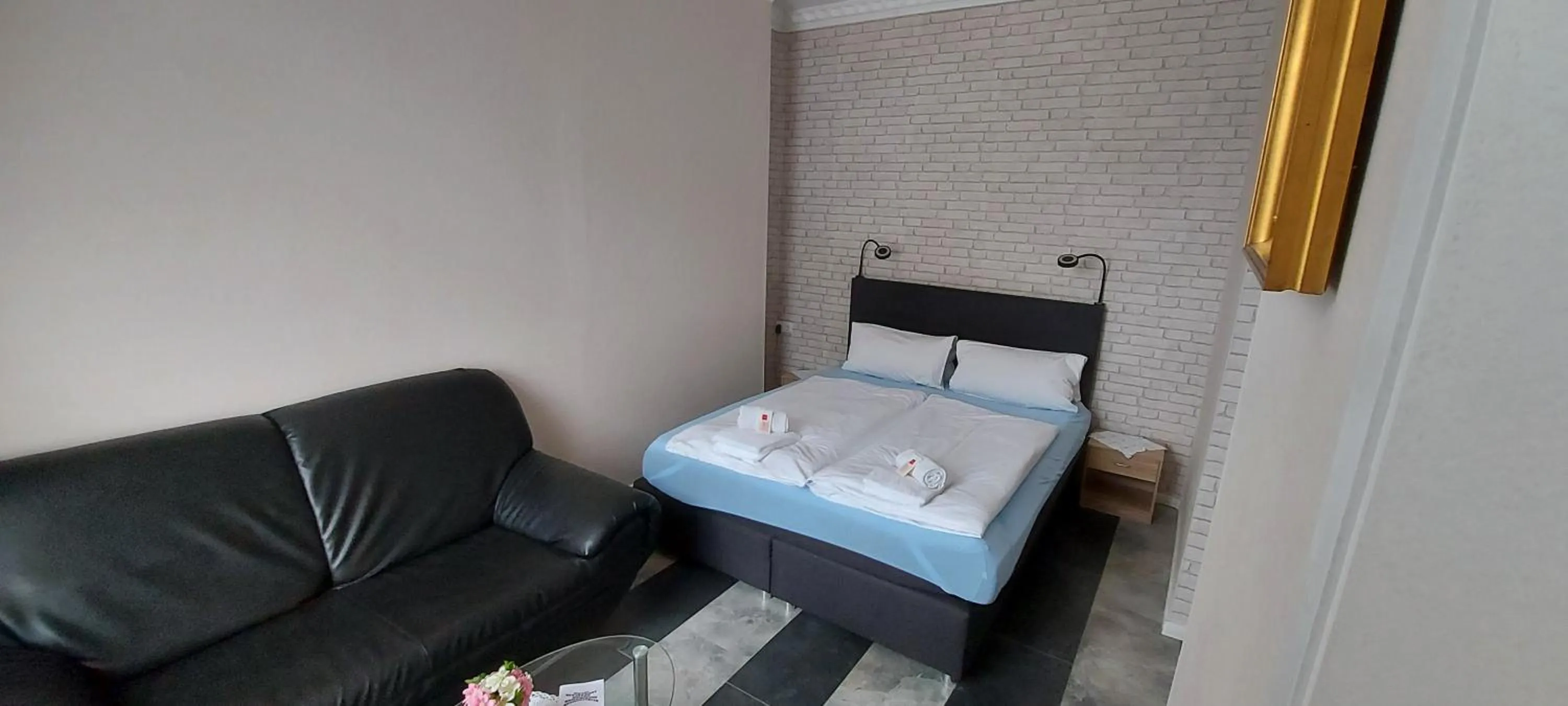 Bed in Hotel Restaurant Hellas