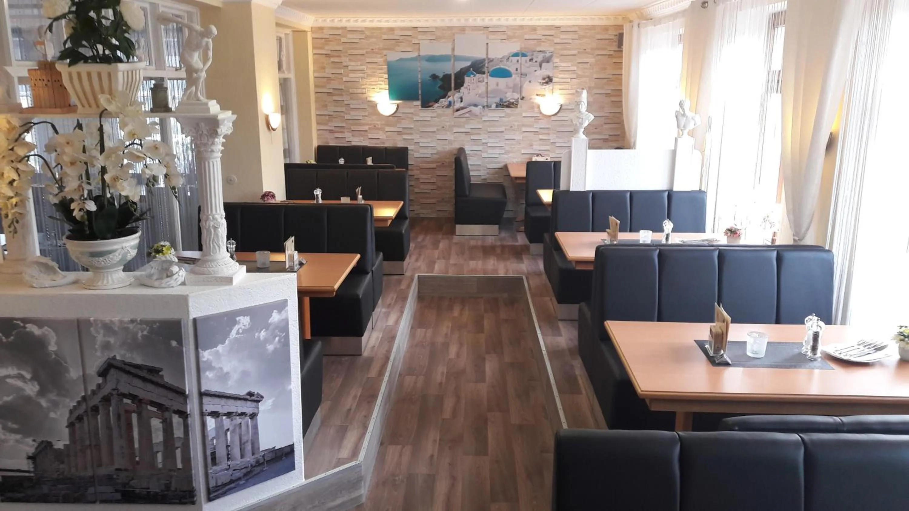 Restaurant/places to eat in Hotel Restaurant Hellas