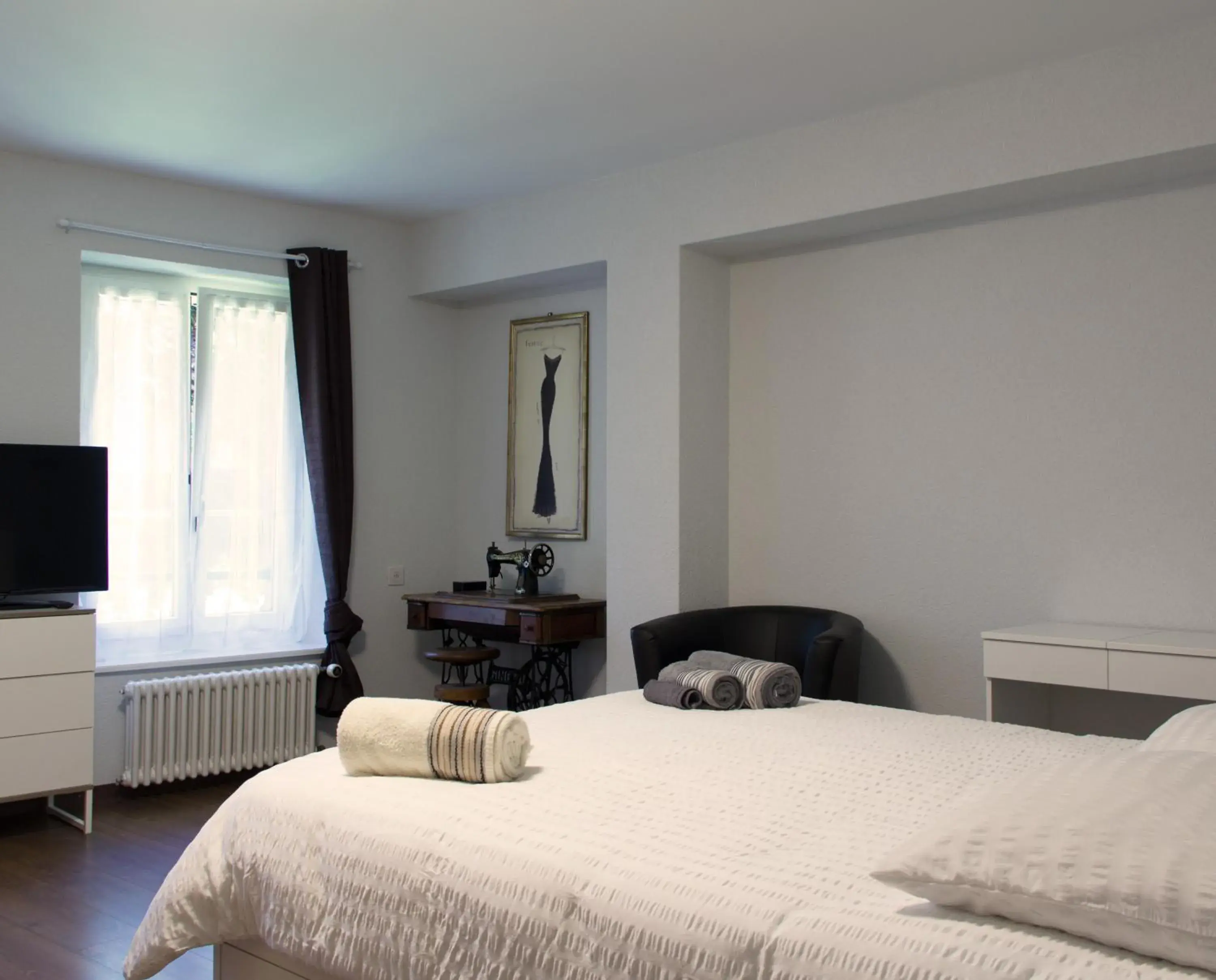 Standard Double Room - single occupancy in Hotel du Lac Grandson Standard Double Room - single occupancy in Hotel du Lac Grandson