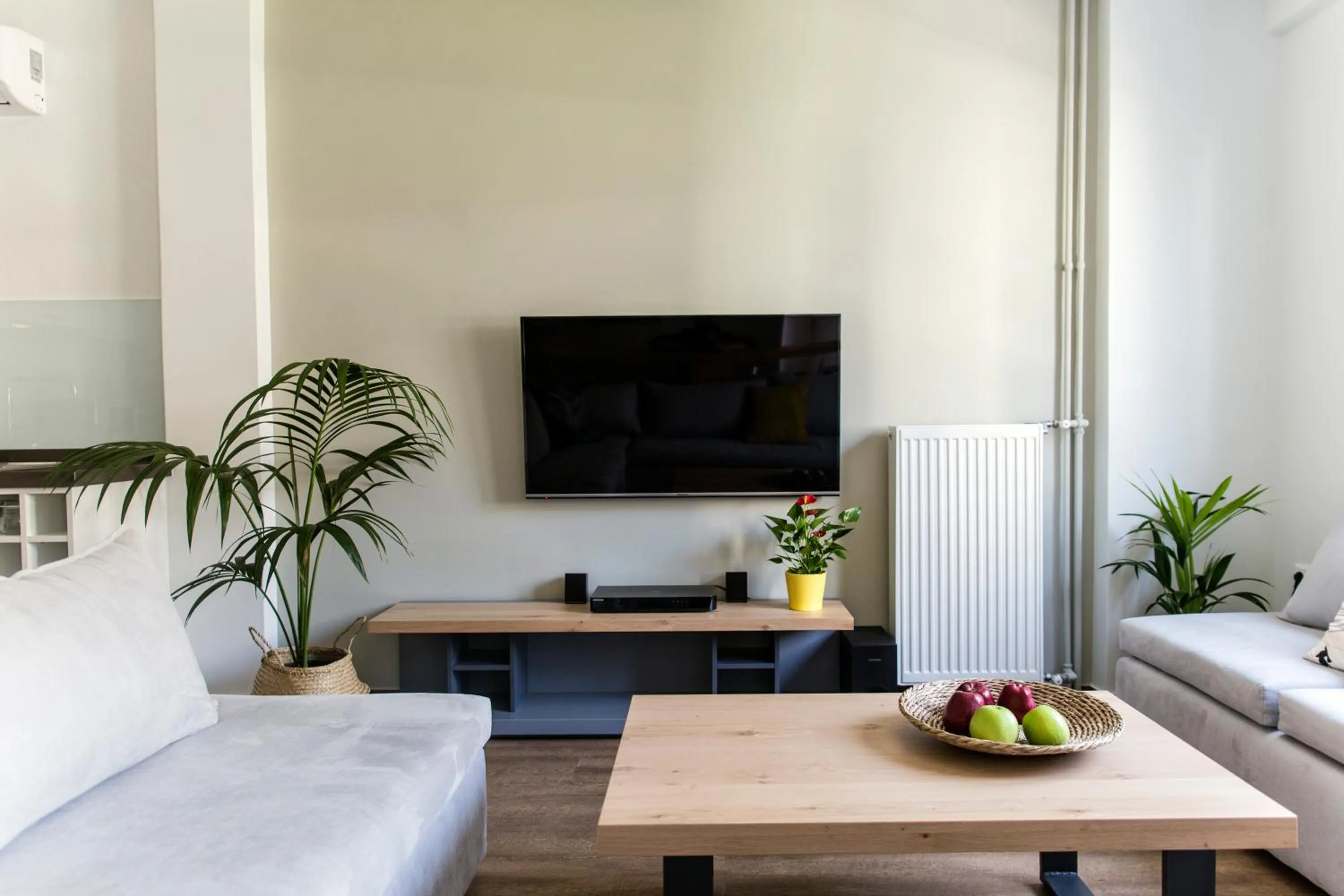 TV and multimedia in The Athens Insider