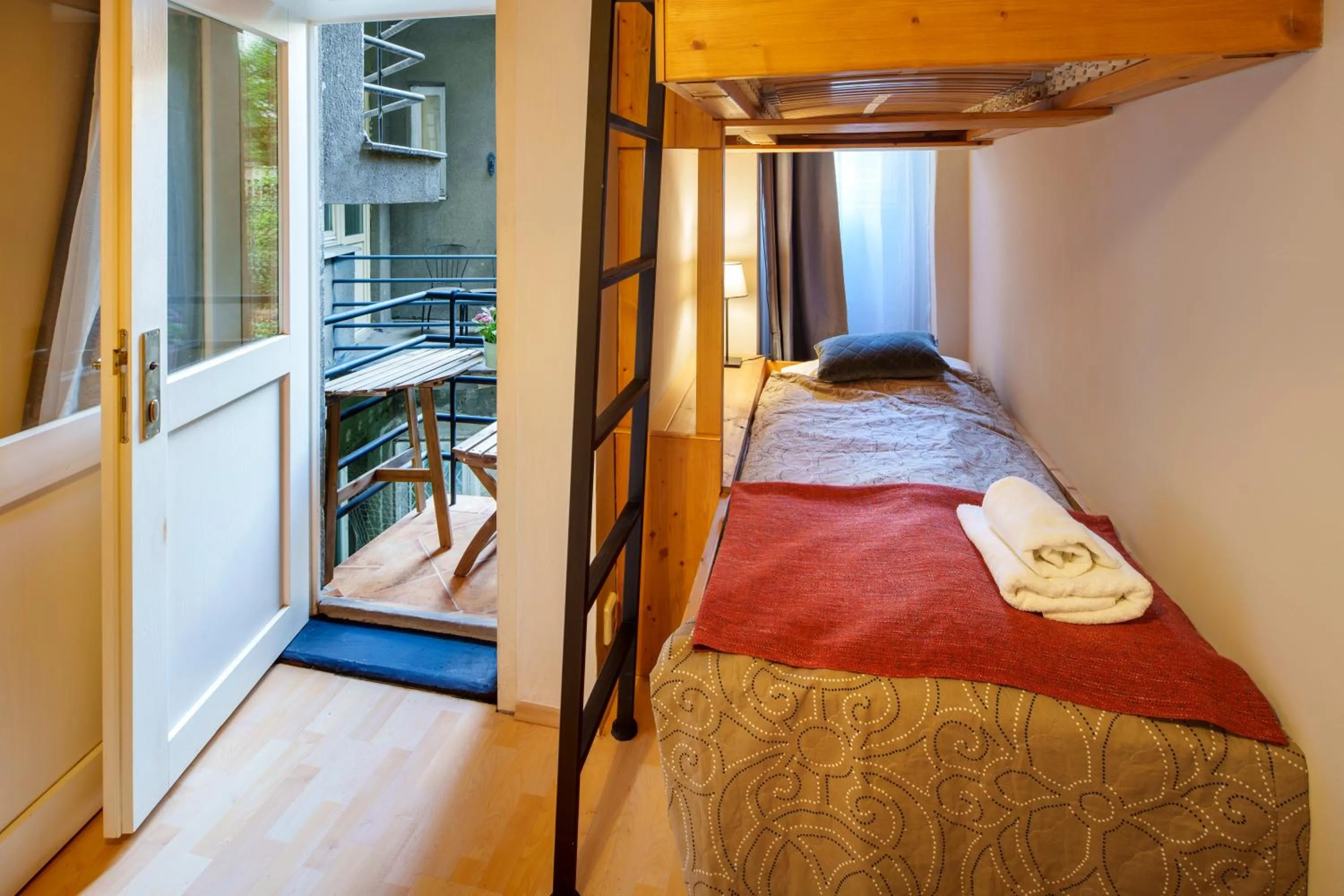 Old Town - 2 room Apartment with balcony Dlouhá