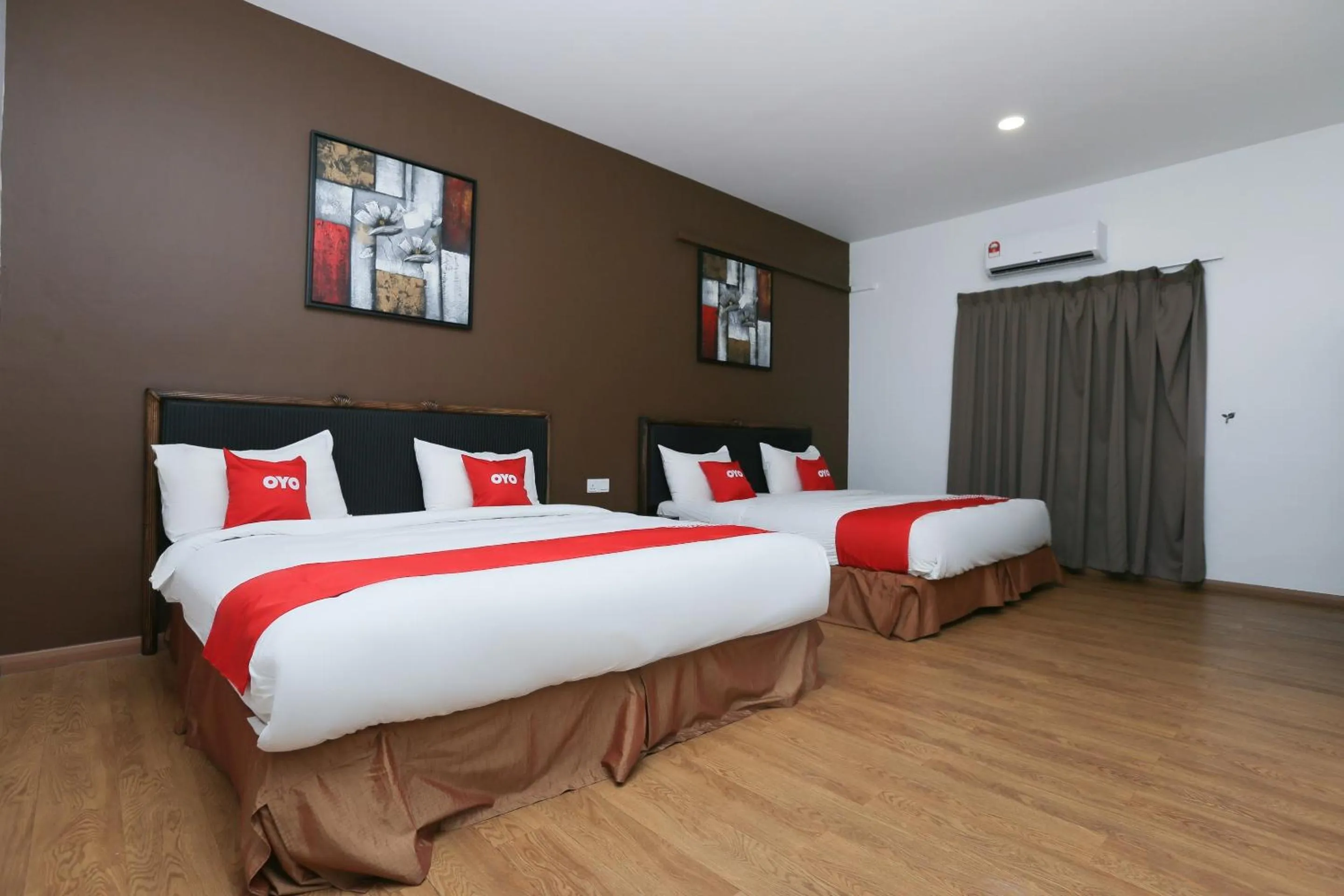 Bedroom, Bed in OYO 89915 East Mount Hotel