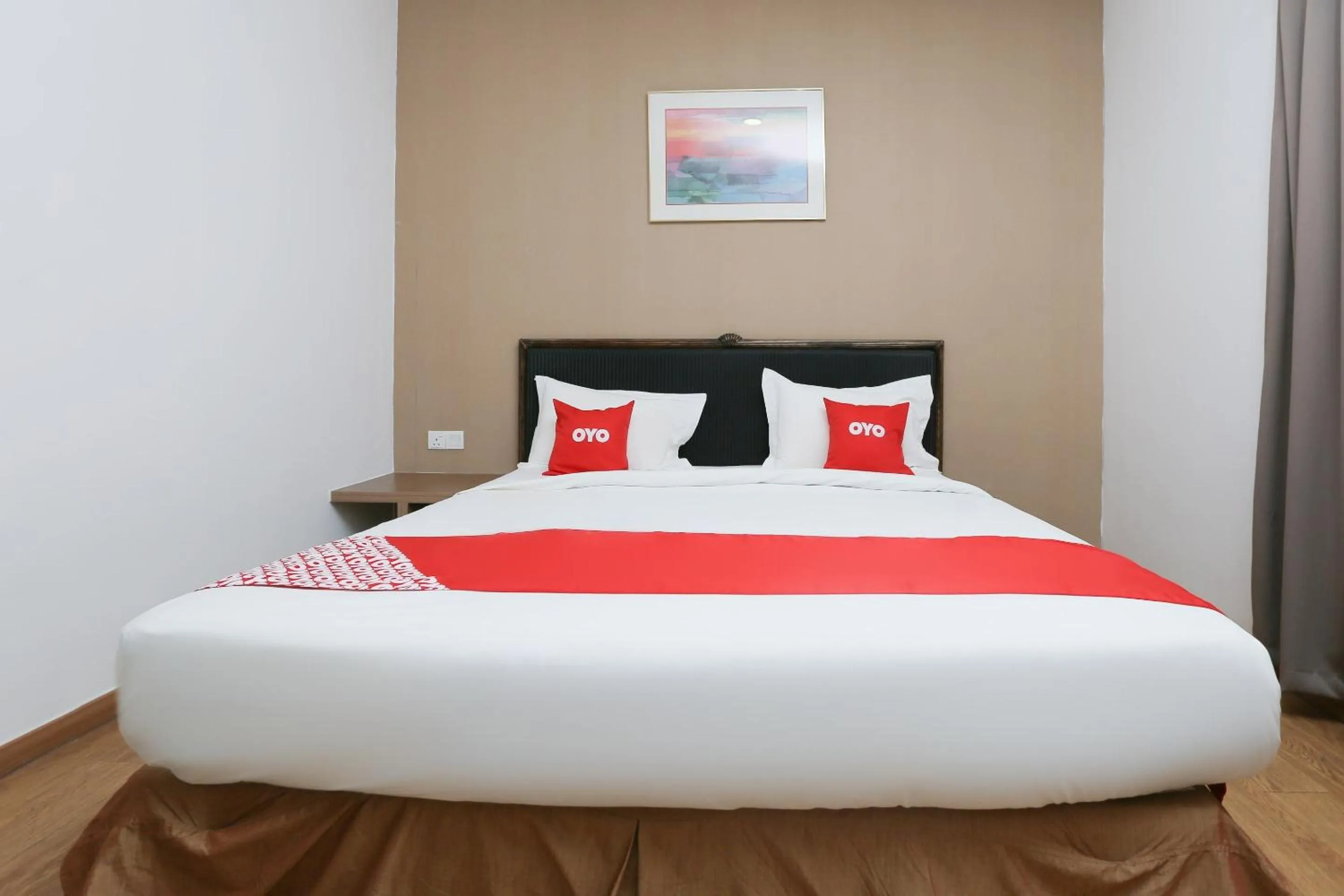 Bedroom, Bed in OYO 89915 East Mount Hotel