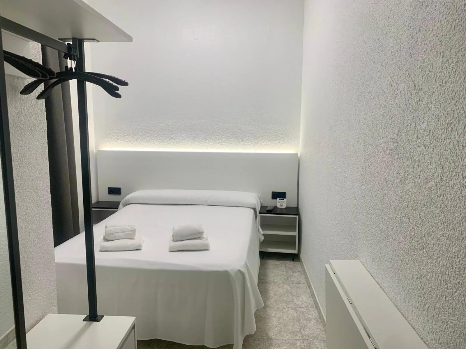 Bedroom, Bed in Hotel DL Urban