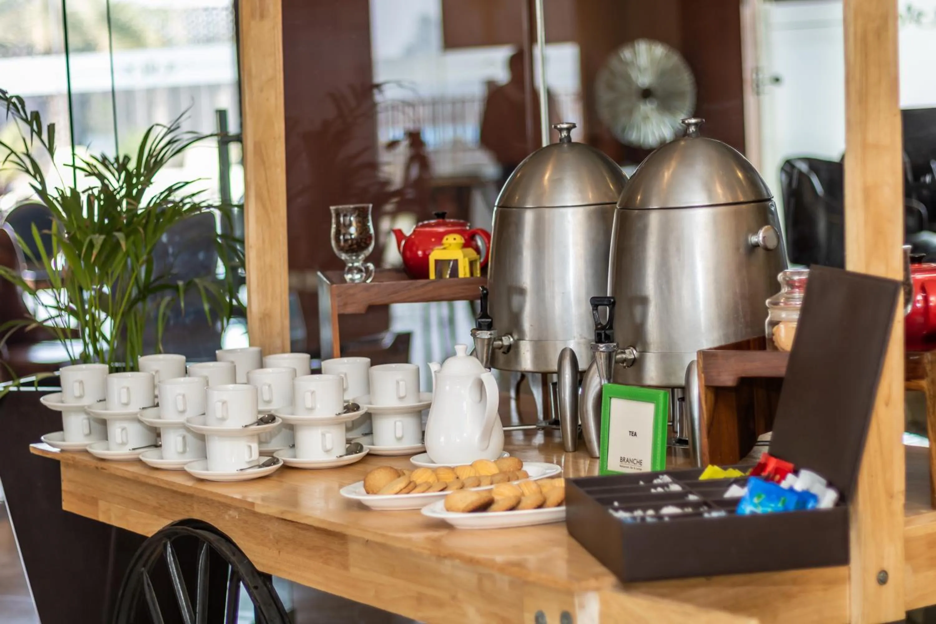 Coffee/tea facilities in Golden Suites Gurgaon Inde Hotels