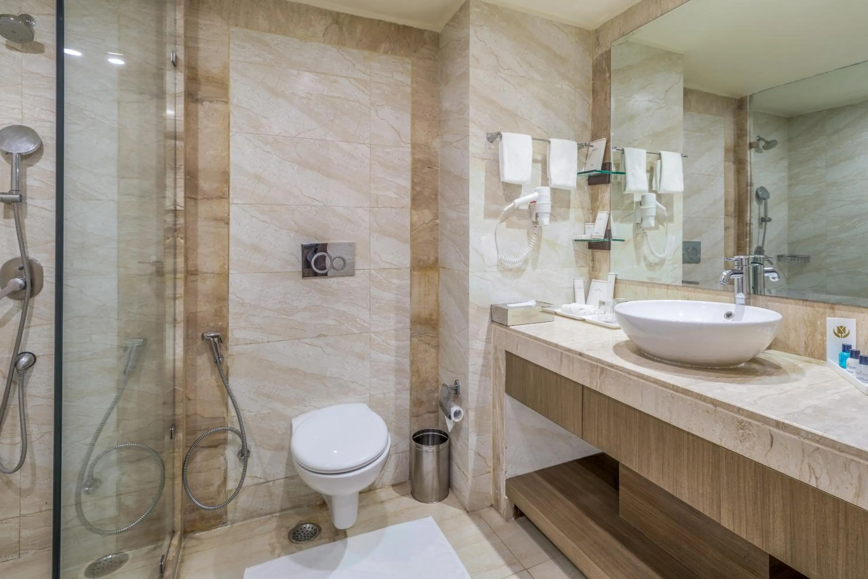 Golden Suites Gurgaon Inde Hotels