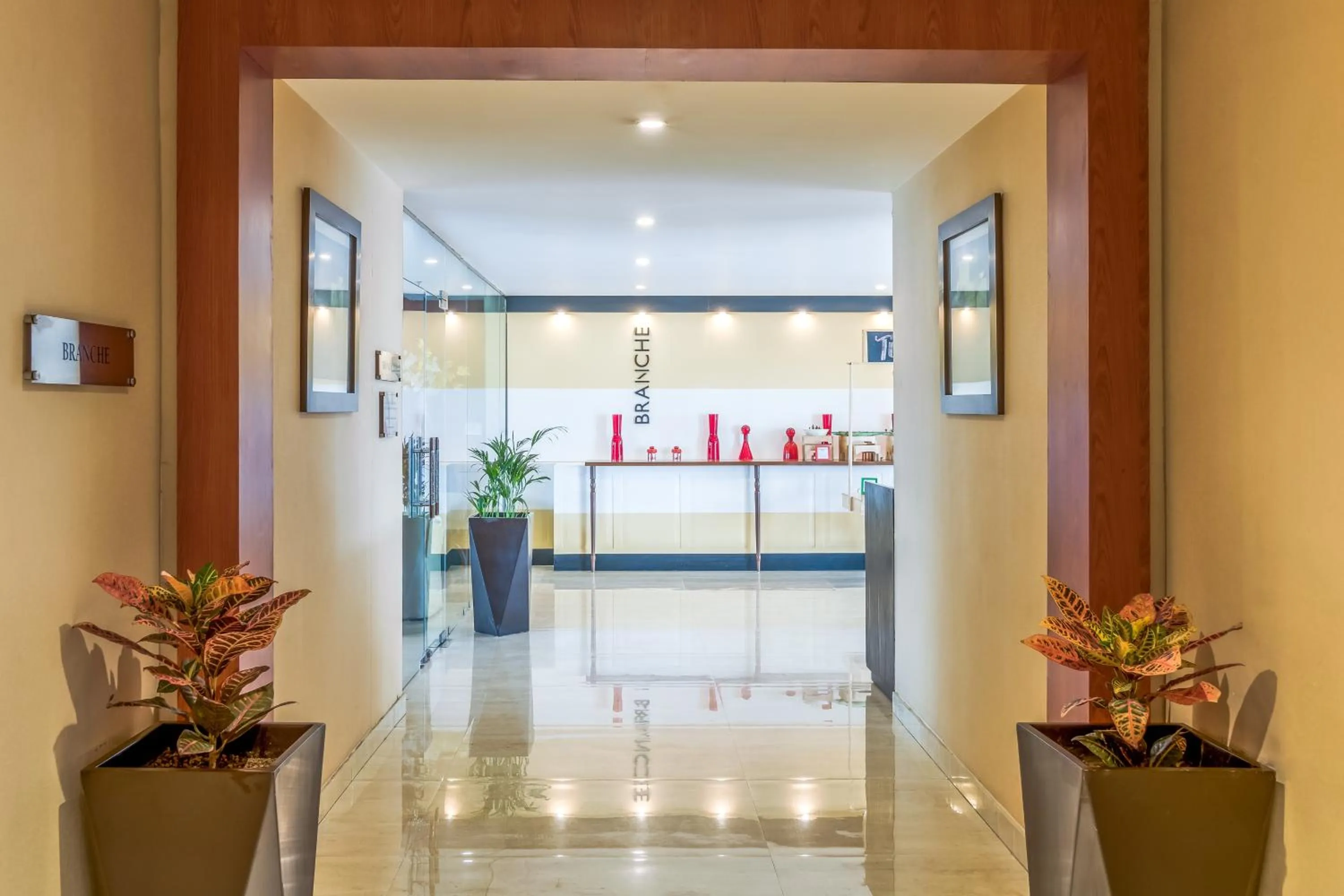 Golden Suites Gurgaon Inde Hotels