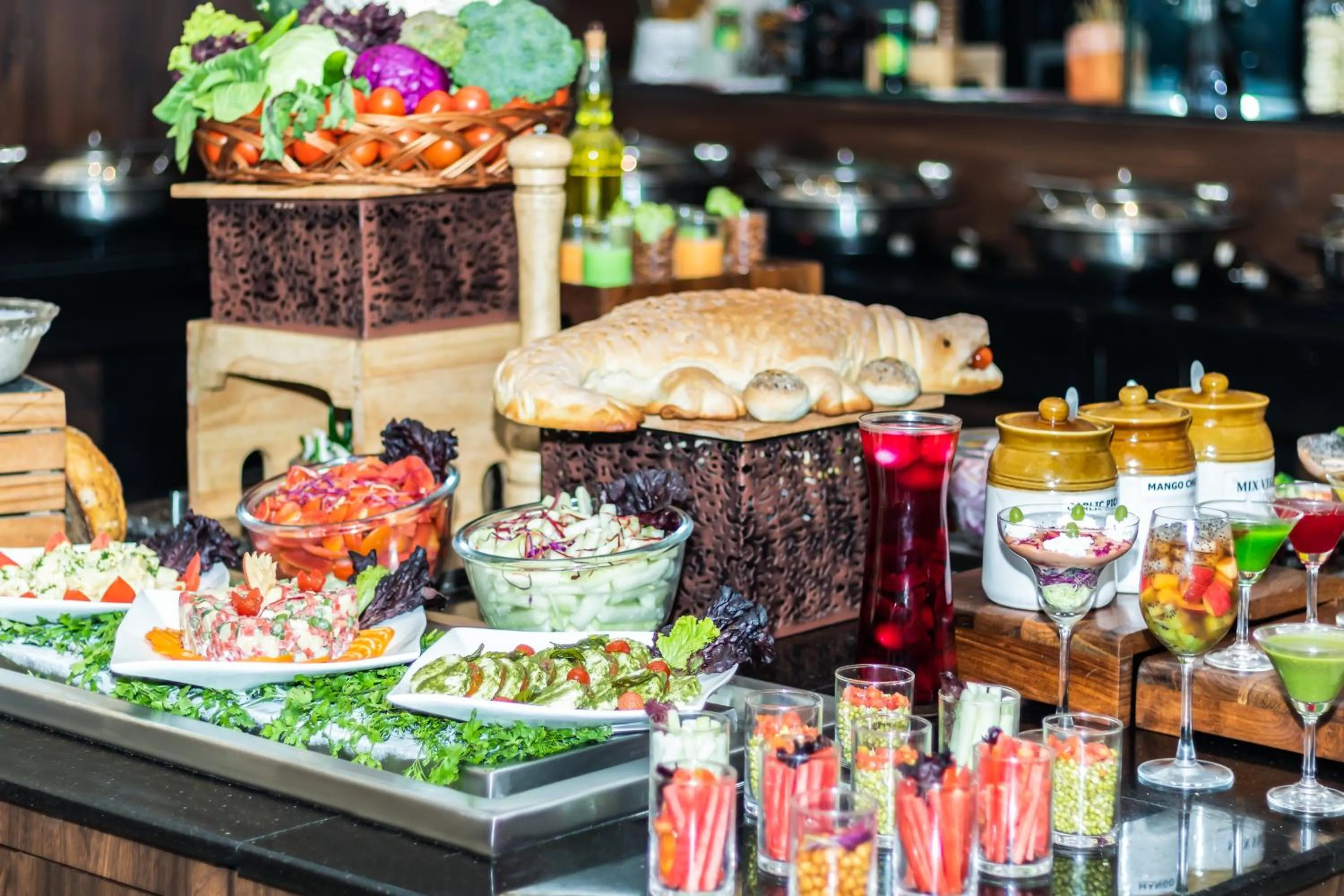 Meals in Golden Suites Gurgaon Inde Hotels