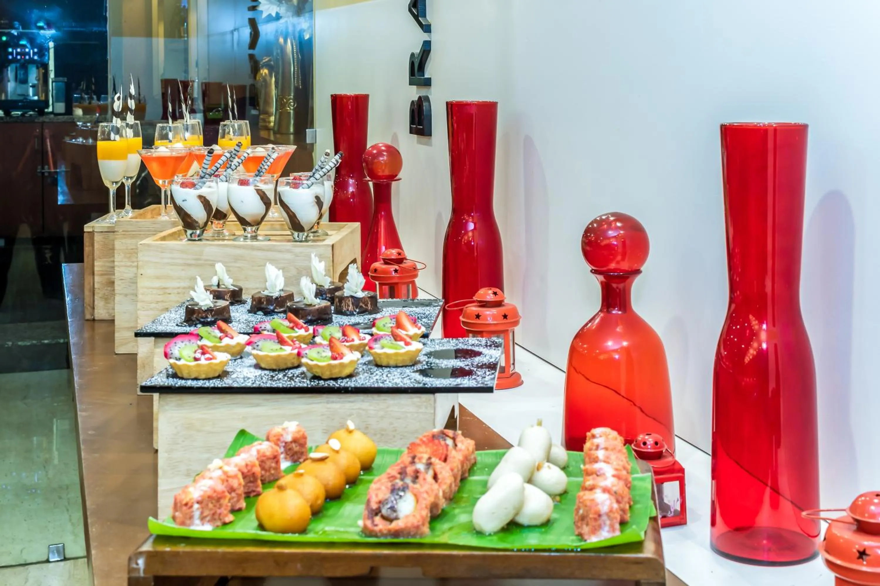 Meals in Golden Suites Gurgaon Inde Hotels