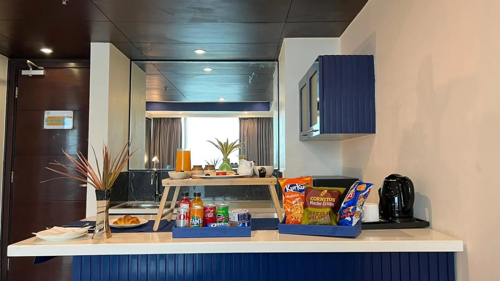 Food and drinks in Golden Suites Gurgaon Inde Hotels