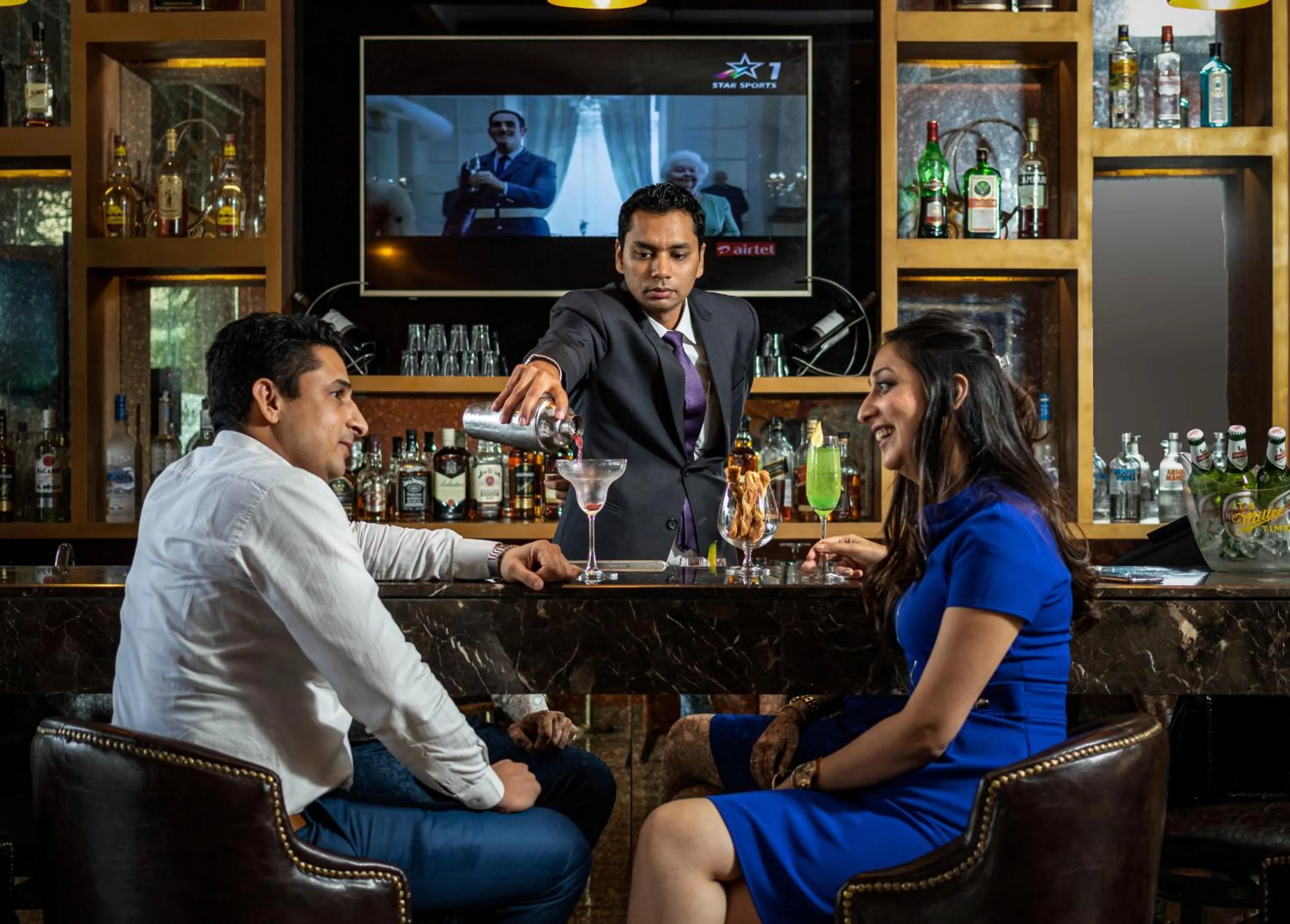 Lounge or bar in Golden Suites Gurgaon Inde Hotels