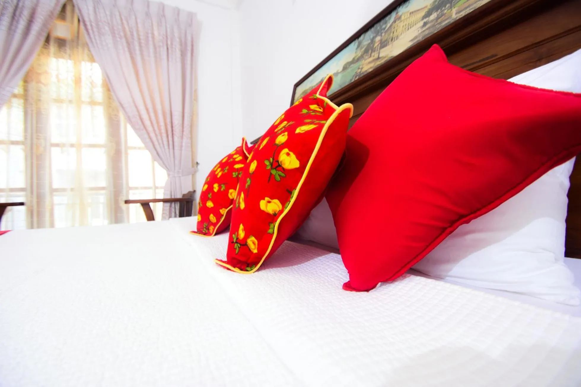 Bed in Heavens Door Guest Inn